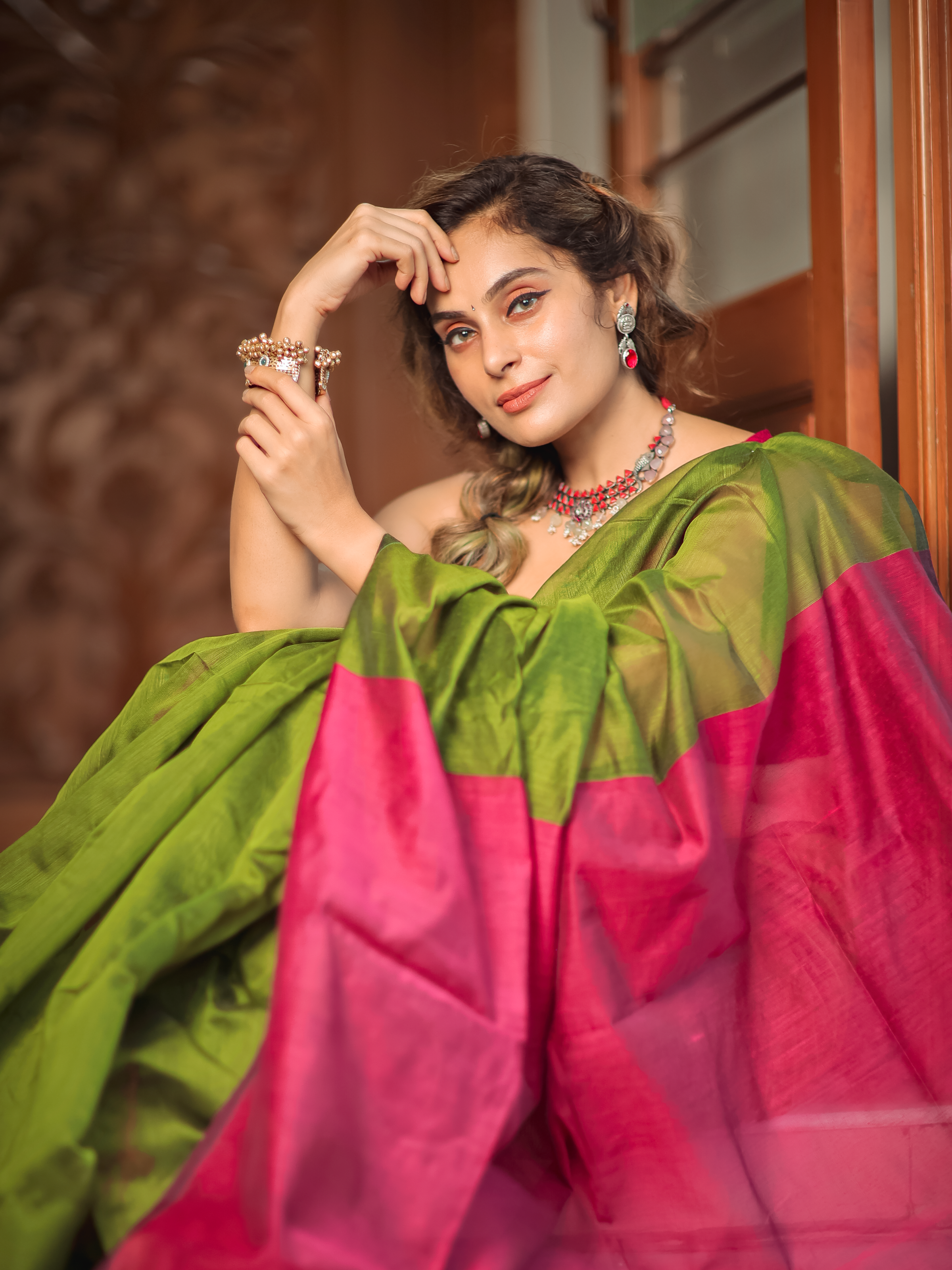 Rang De (Handwoven Cotton And Silk Weaving Saree + Unstitched Blouse Piece)