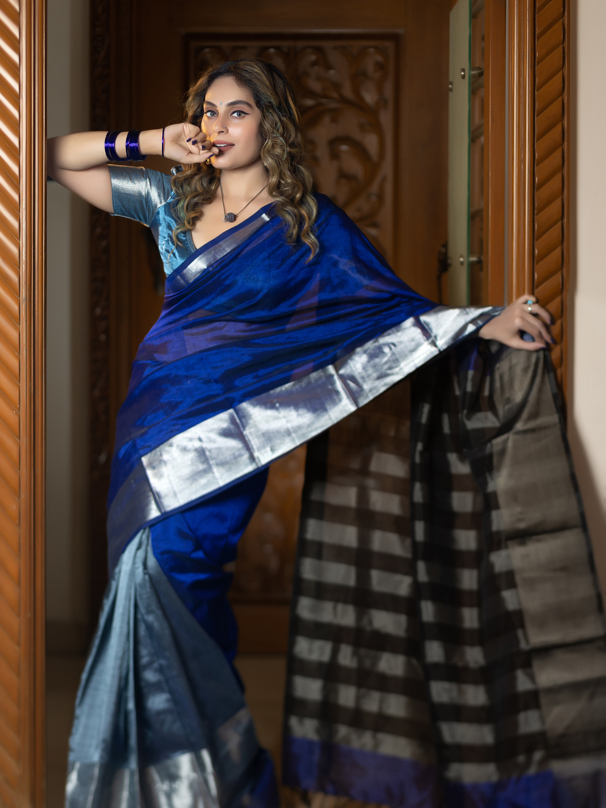 Shyama (Handwoven Silk Cotton Saree + Running Blouse Fabric)