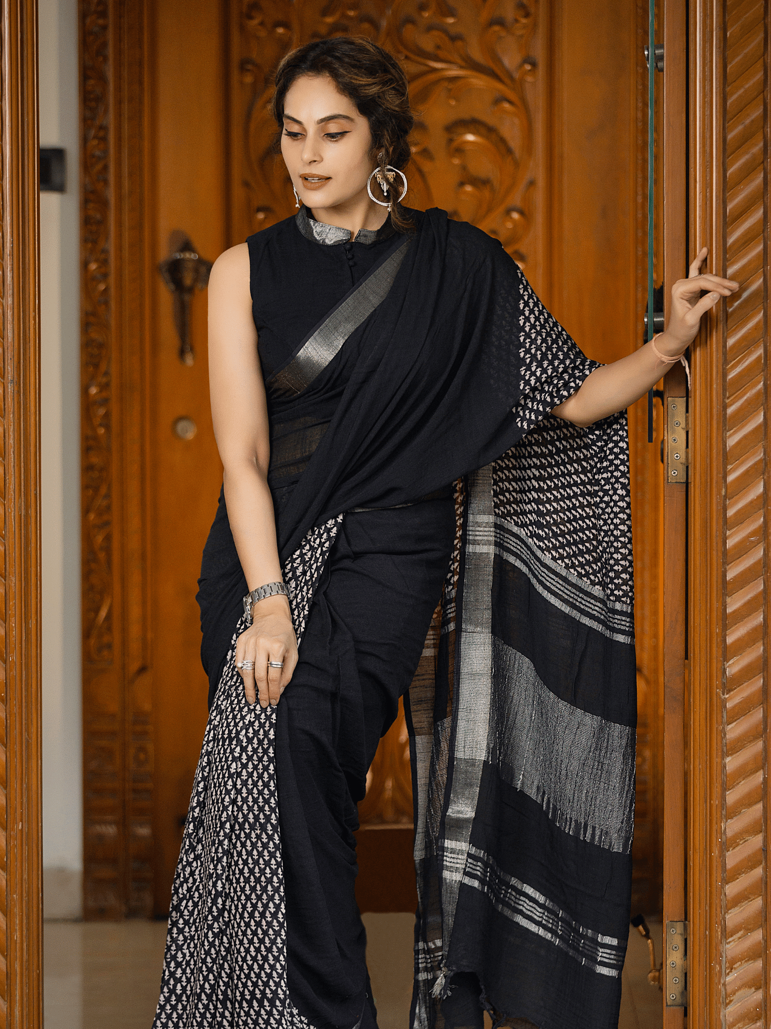 Kala Jamun (Saree + Unstitched Blouse Piece)