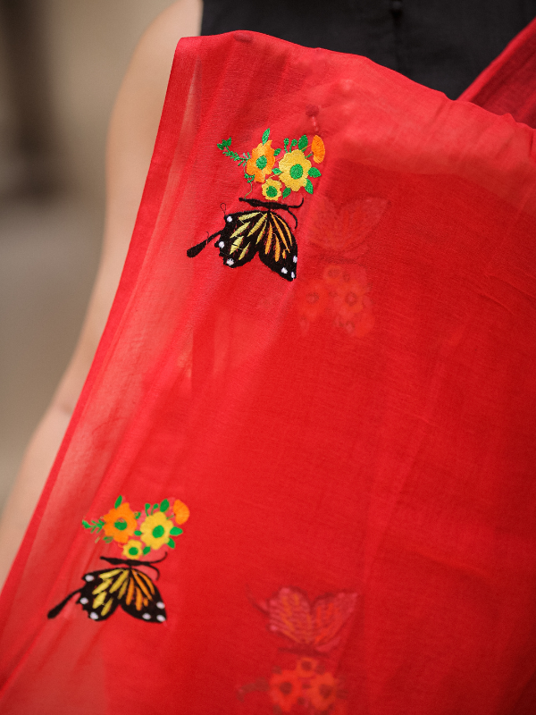 Hashtag Haute (Hand Embroidery Mul Mul Cotton Saree)