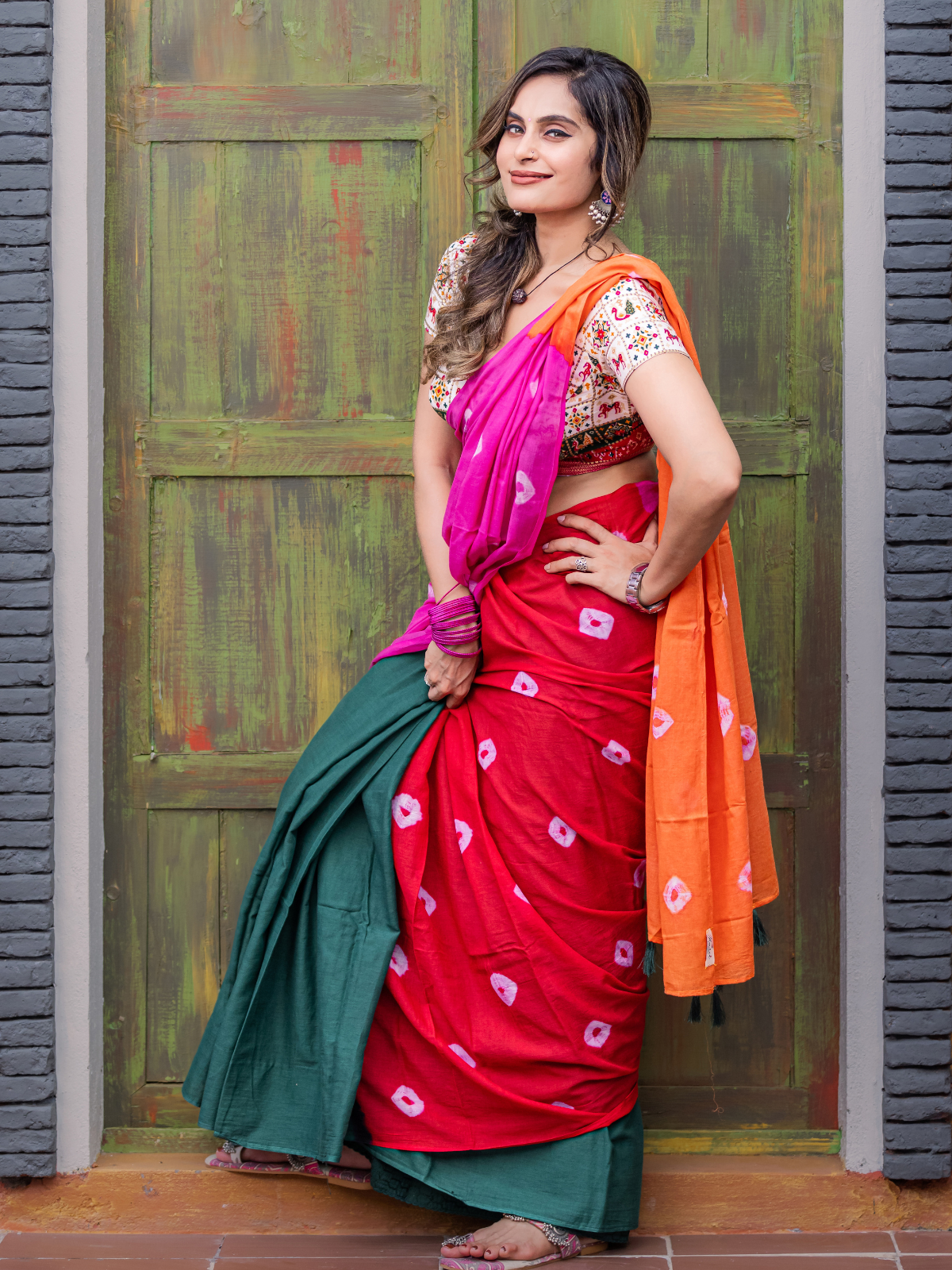 Bandhej Wallii Bottle Green (Pure Mul Cotton Saree)