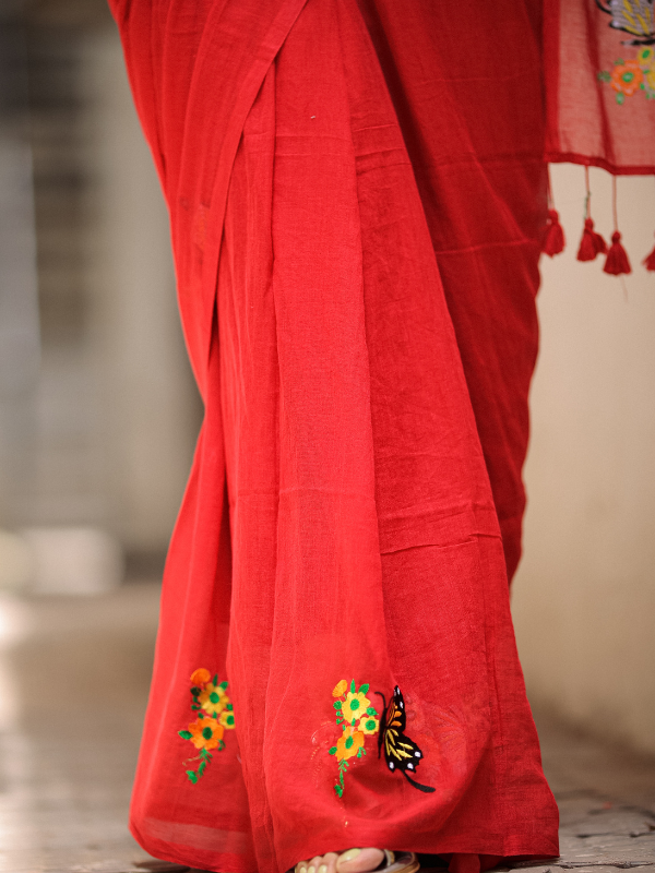 Hashtag Haute (Hand Embroidery Mul Mul Cotton Saree)