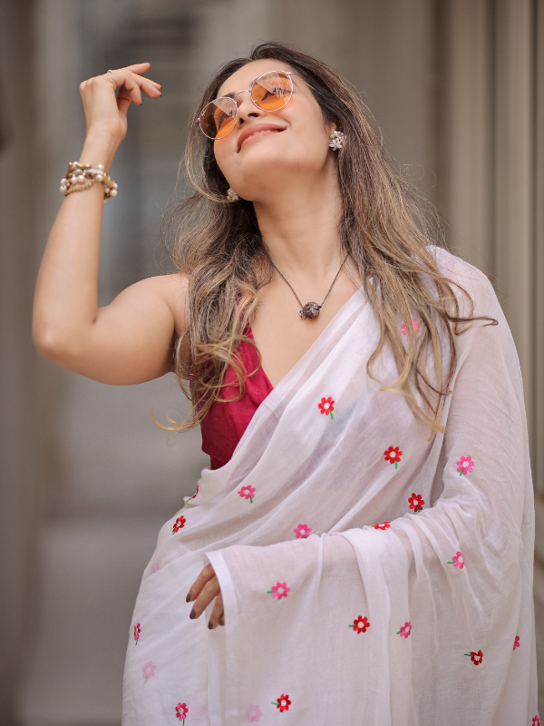 Insta Blush (Hand Embroidery Mul Mul Cotton Saree)