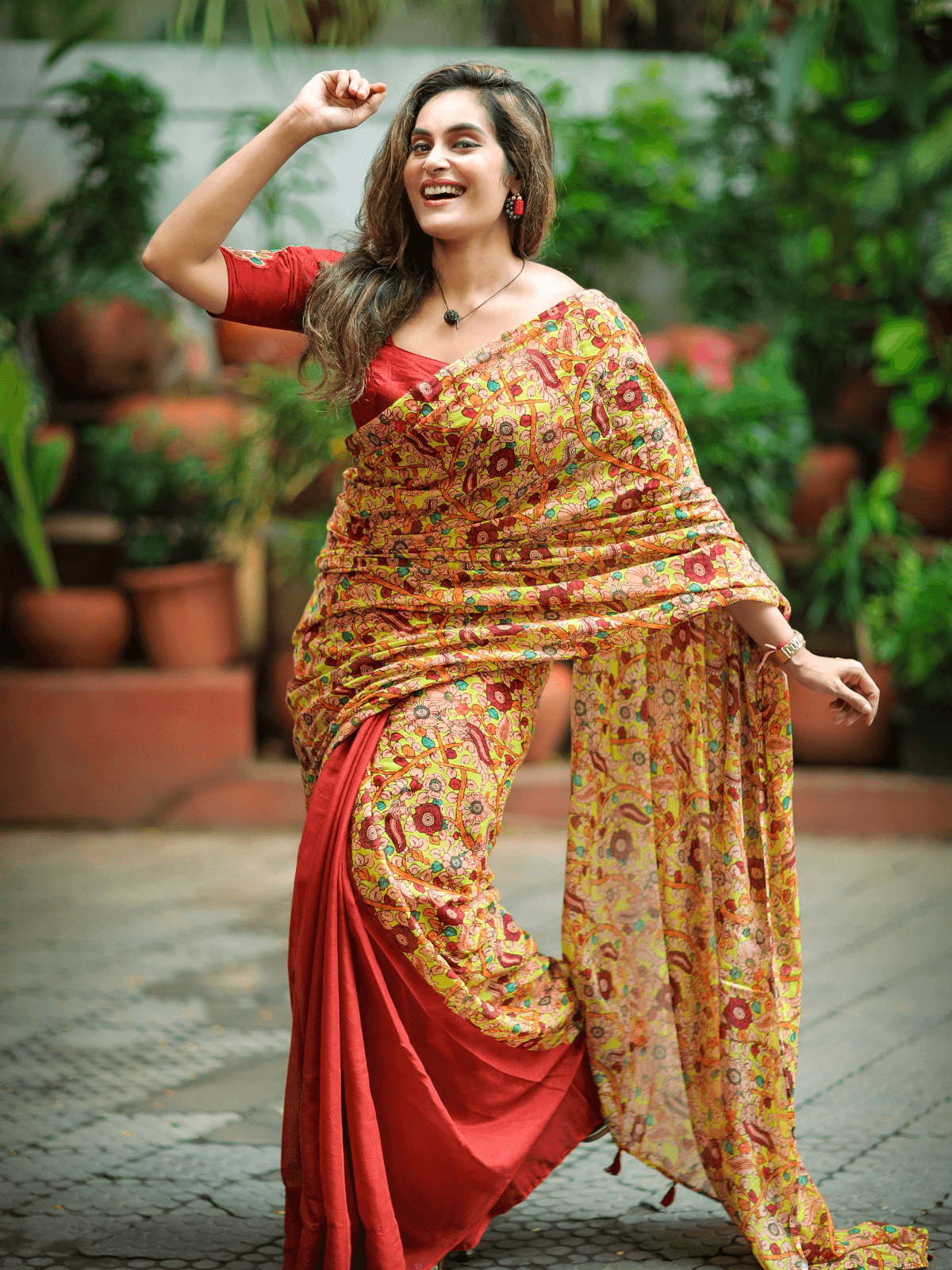 Quirky Karagiri (Pure Mul Cotton Saree)