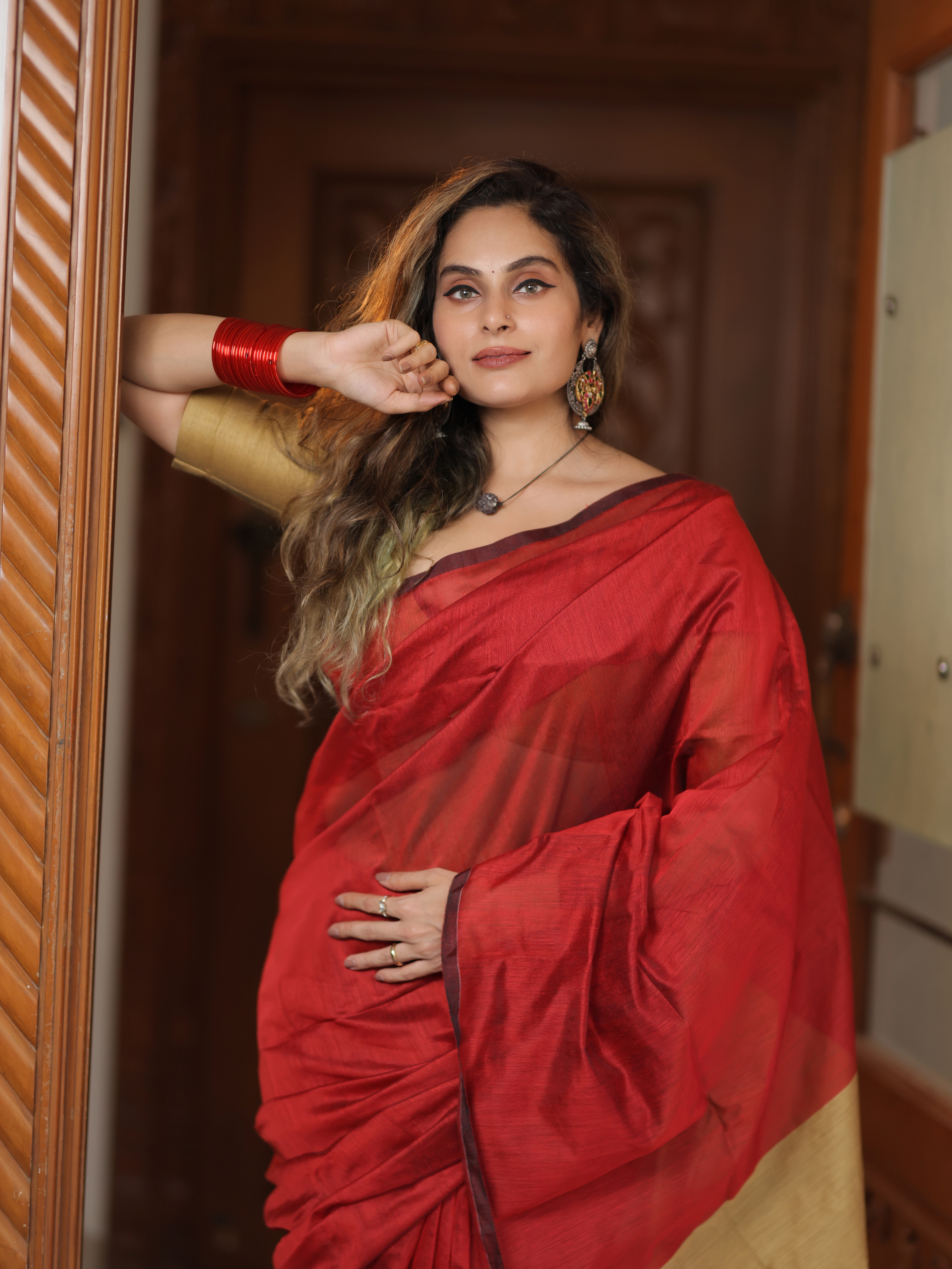 Rasika (Handwoven Cotton And Silk Weaving Saree + Unstitched Blouse Piece)