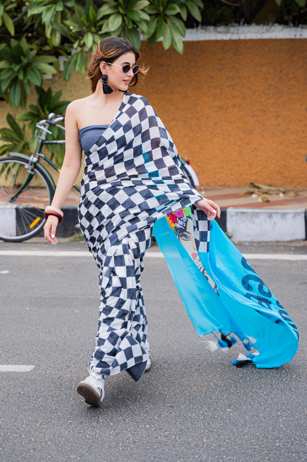 Checkered Turquoise Pop (Mul Cotton Saree)