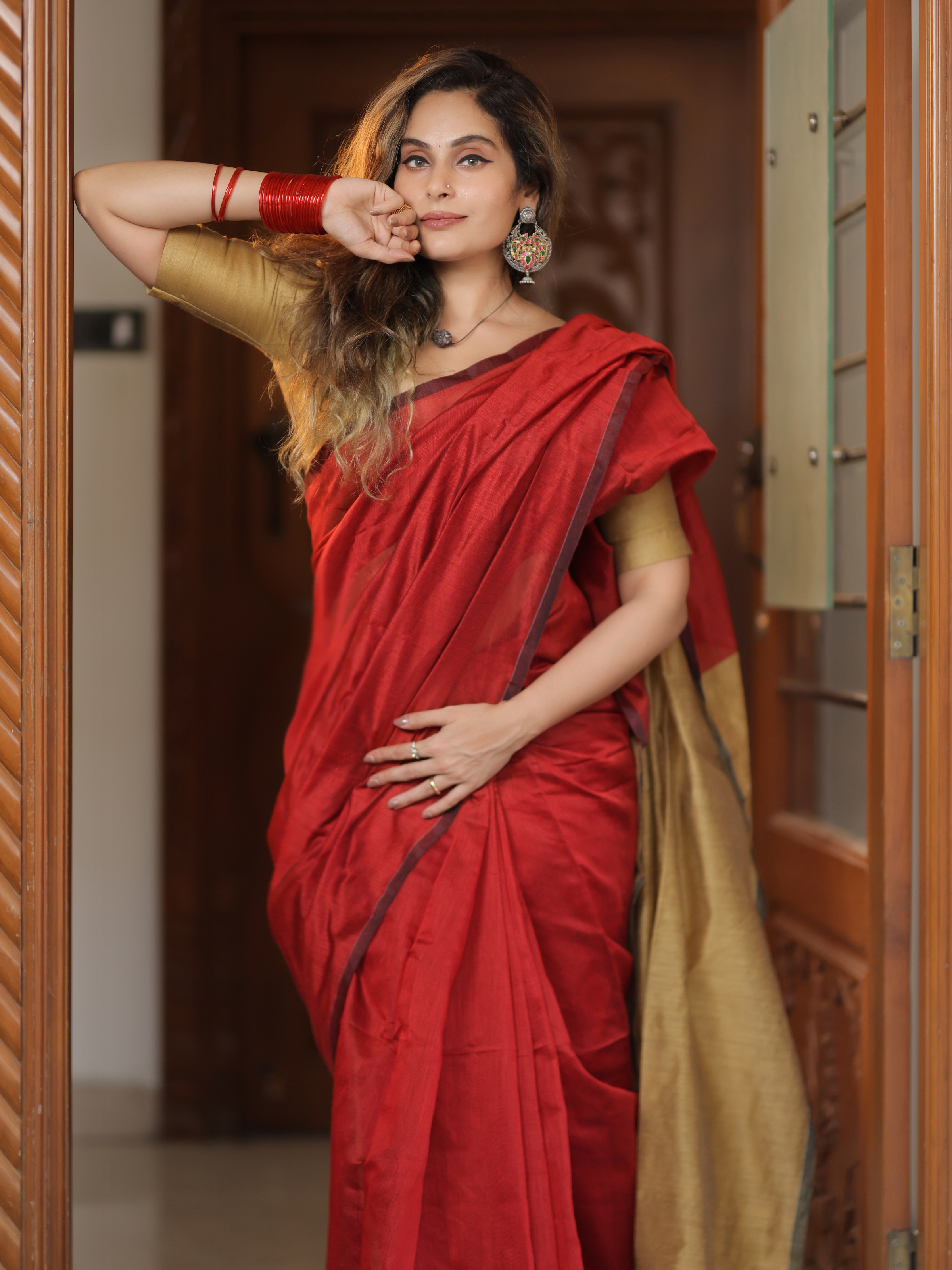 Rasika (Handwoven Cotton And Silk Weaving Saree + Unstitched Blouse Piece)