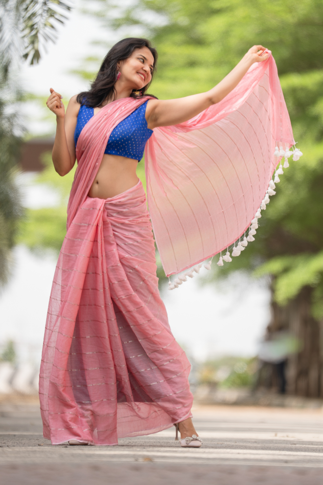 The Luminary (Mul Mul Cotton Saree)