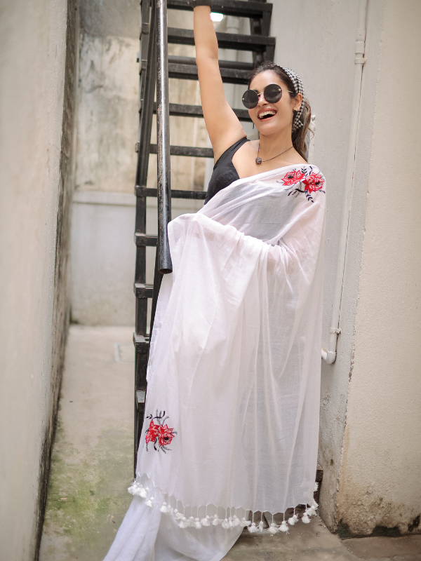 Social Chic (Hand Embroidery Mul Mul Cotton Saree)