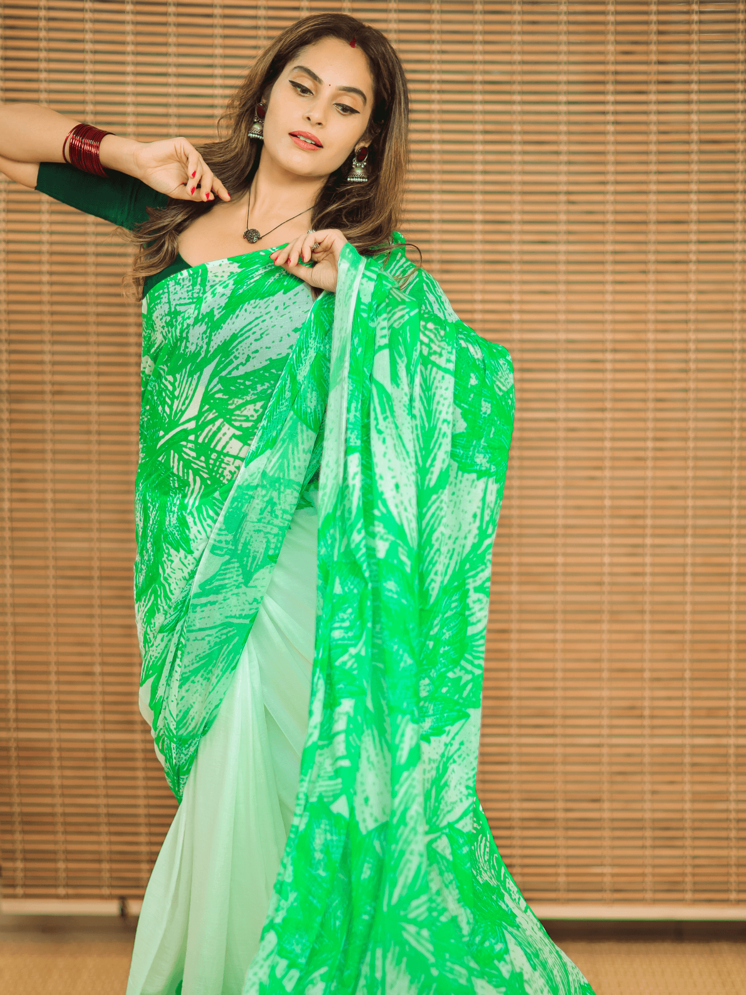 Leafy Emeralds (Pure Mul Cotton Saree)