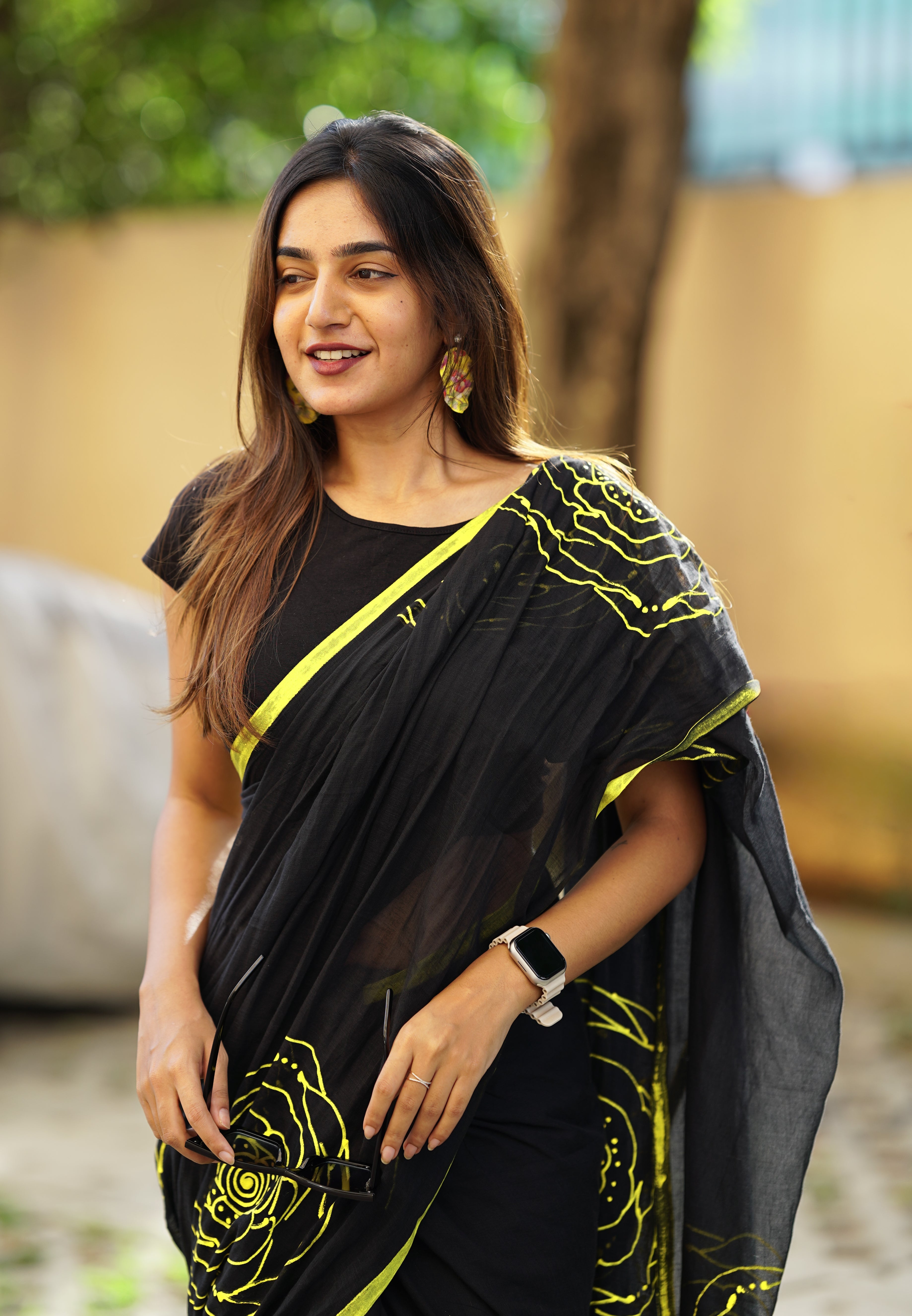 Midnight Neon Bloom (Mul Cotton Saree)