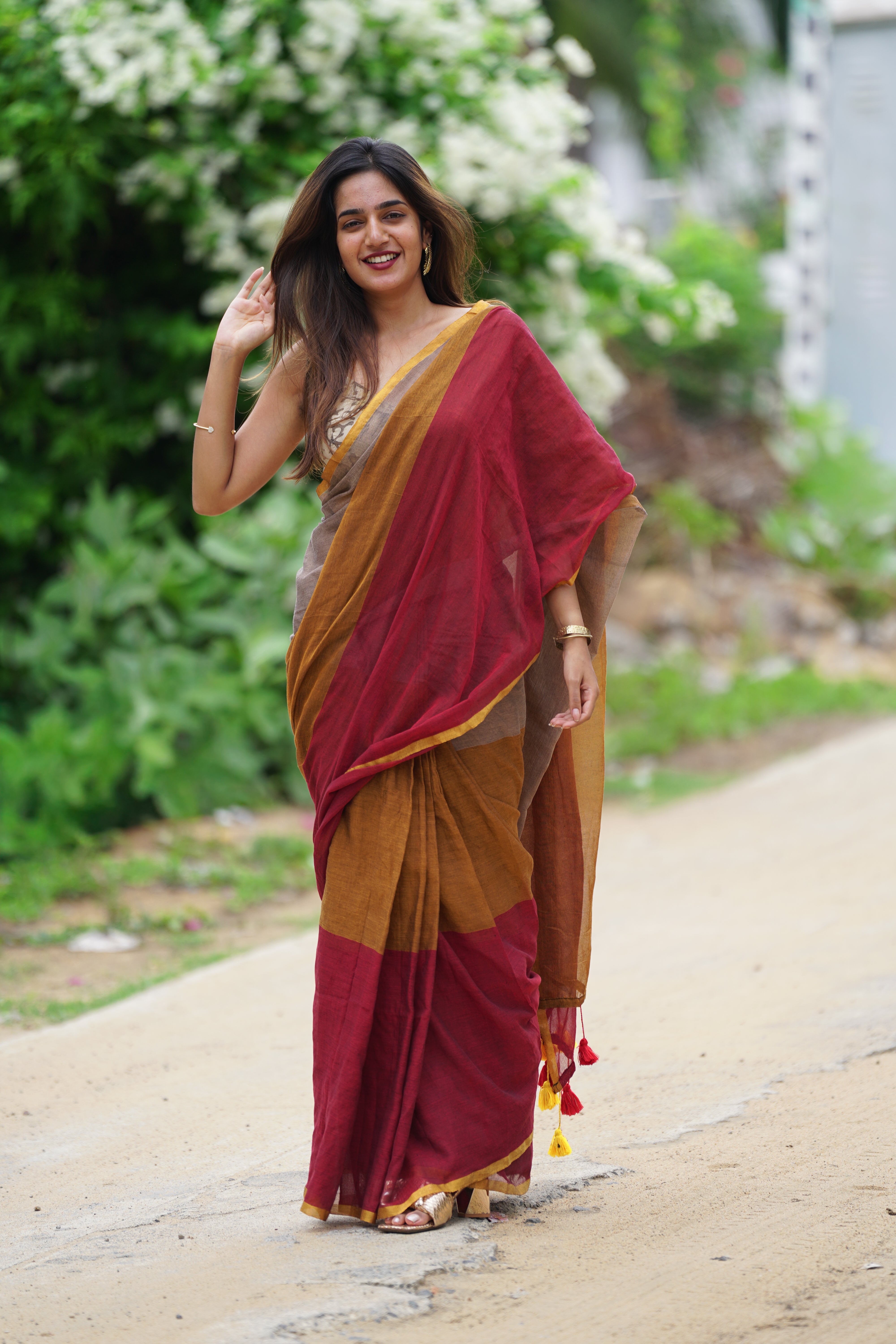 Rustic Glow (Mul Cotton Saree)