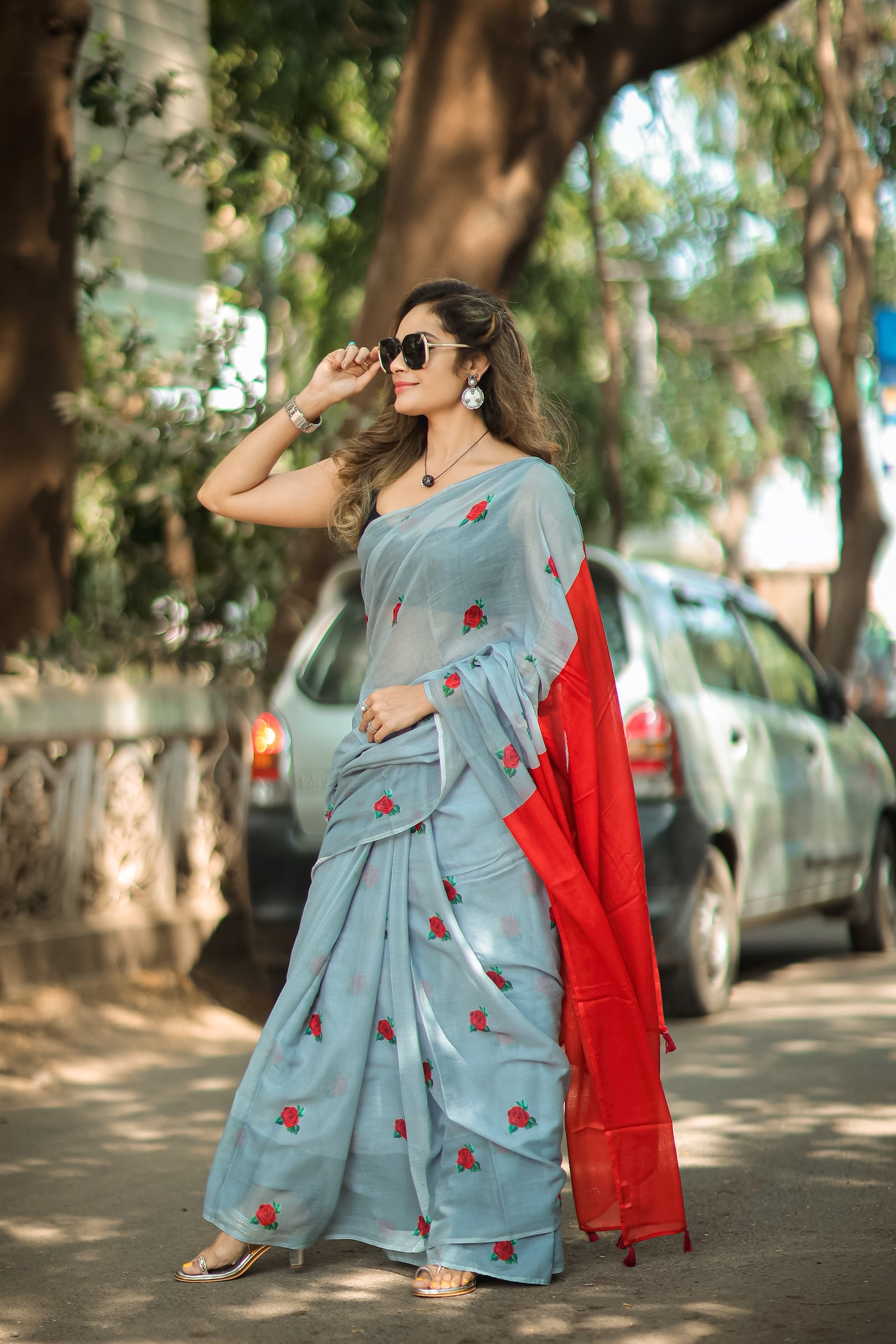 Roja (Handwoven Mulmul Cotton Saree)