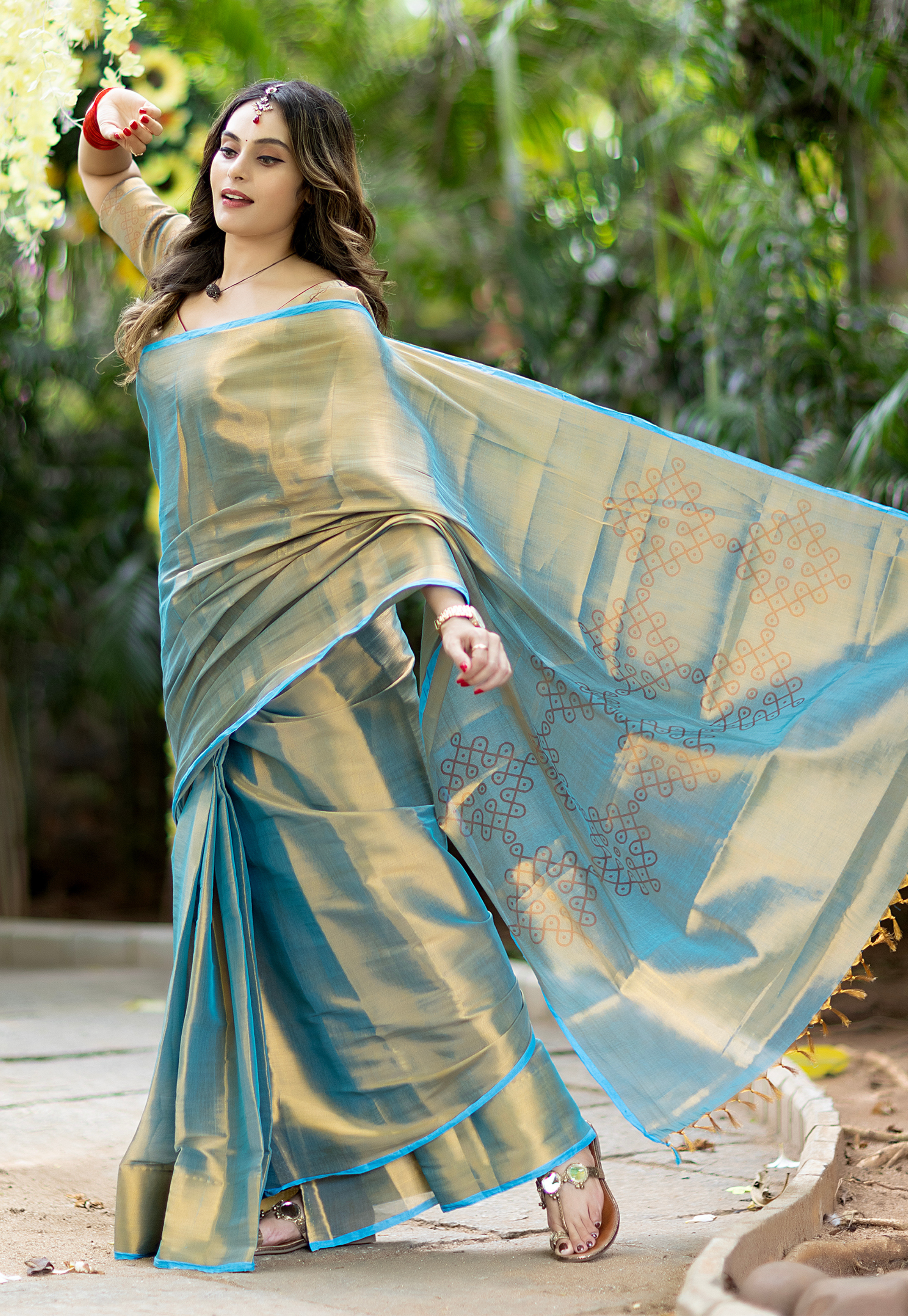 Miraya (Saree + Printed Blouse Piece)