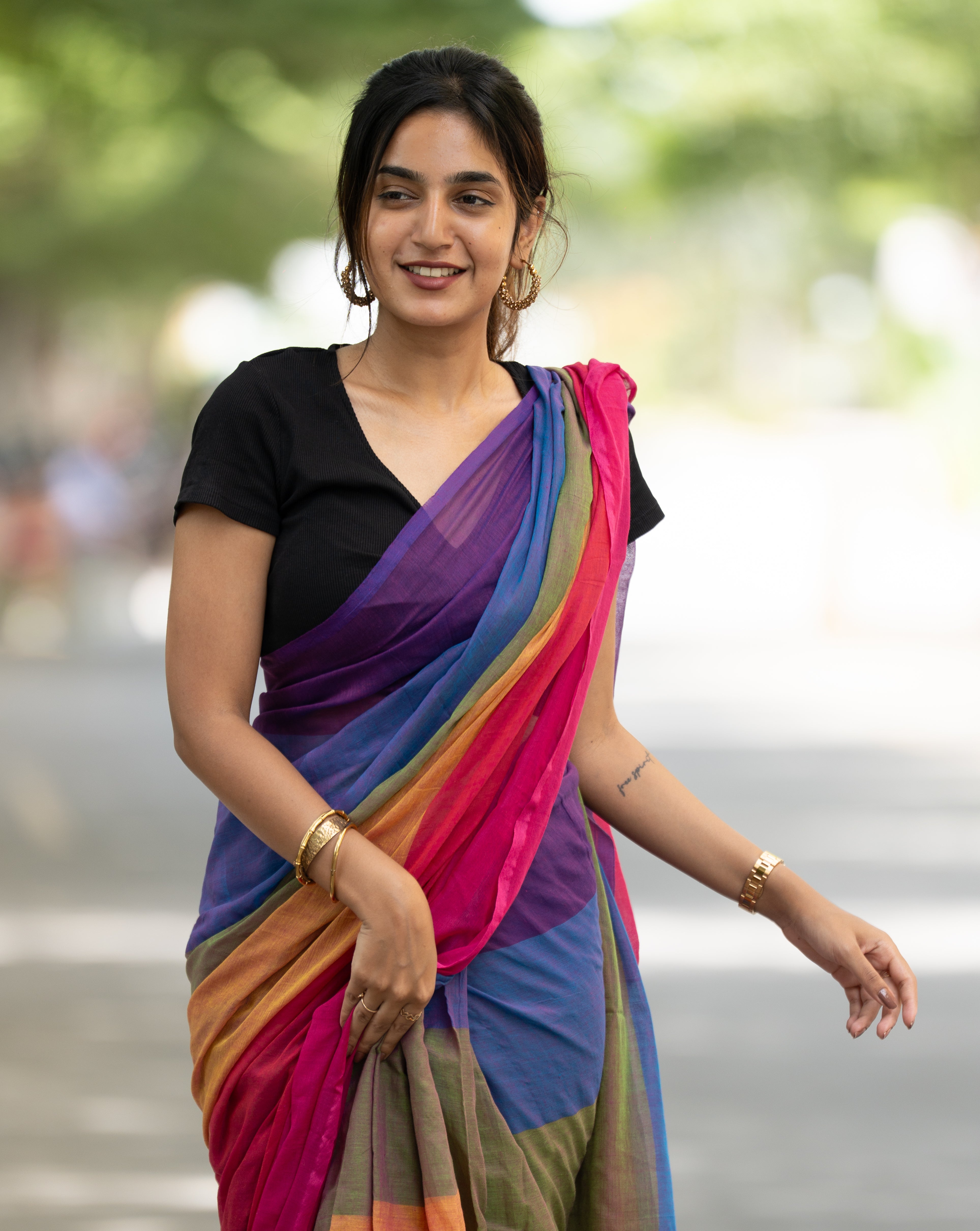 Peppy Color Rush (Mul Cotton Saree)