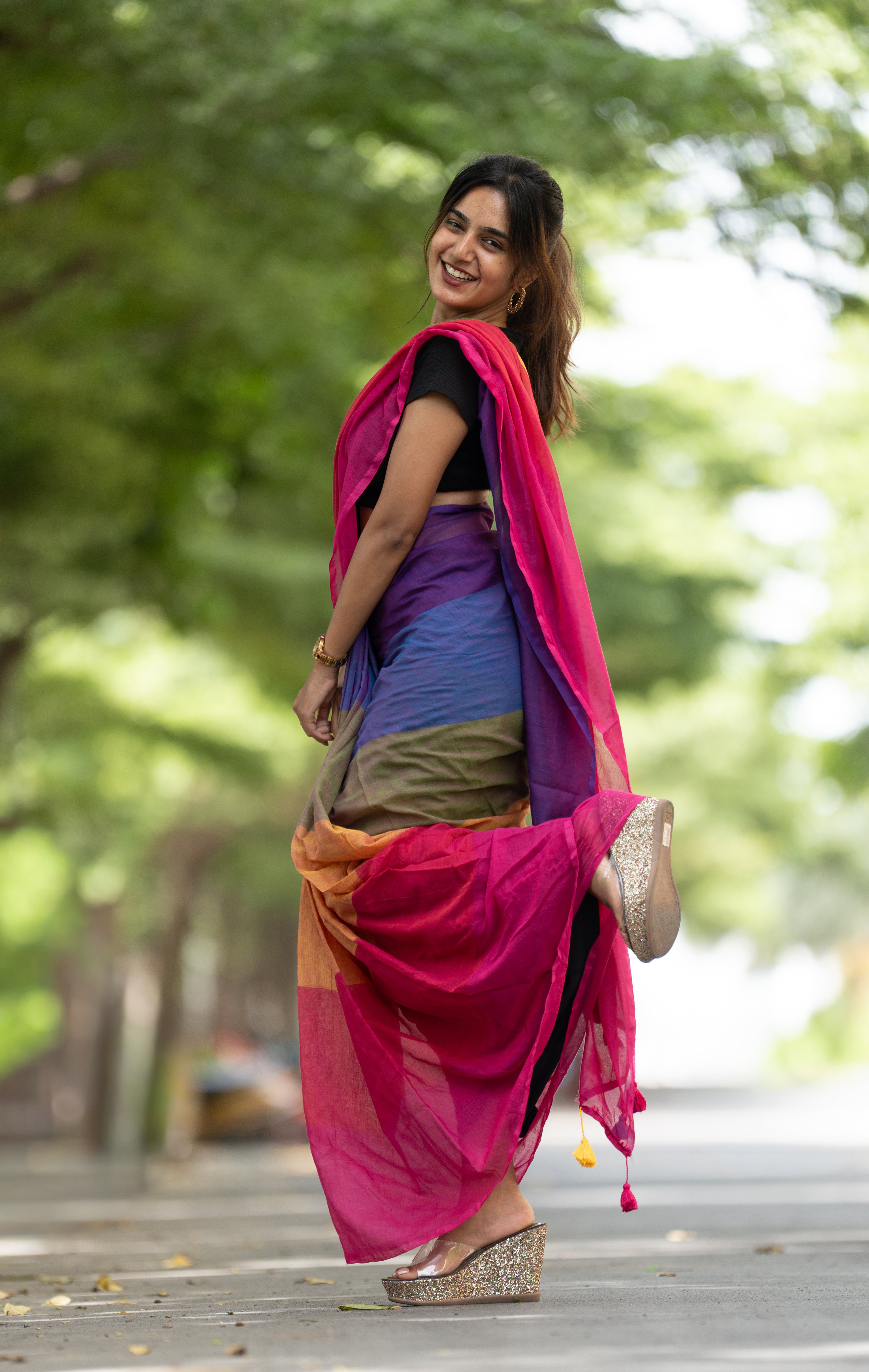 Peppy Color Rush (Mul Cotton Saree)