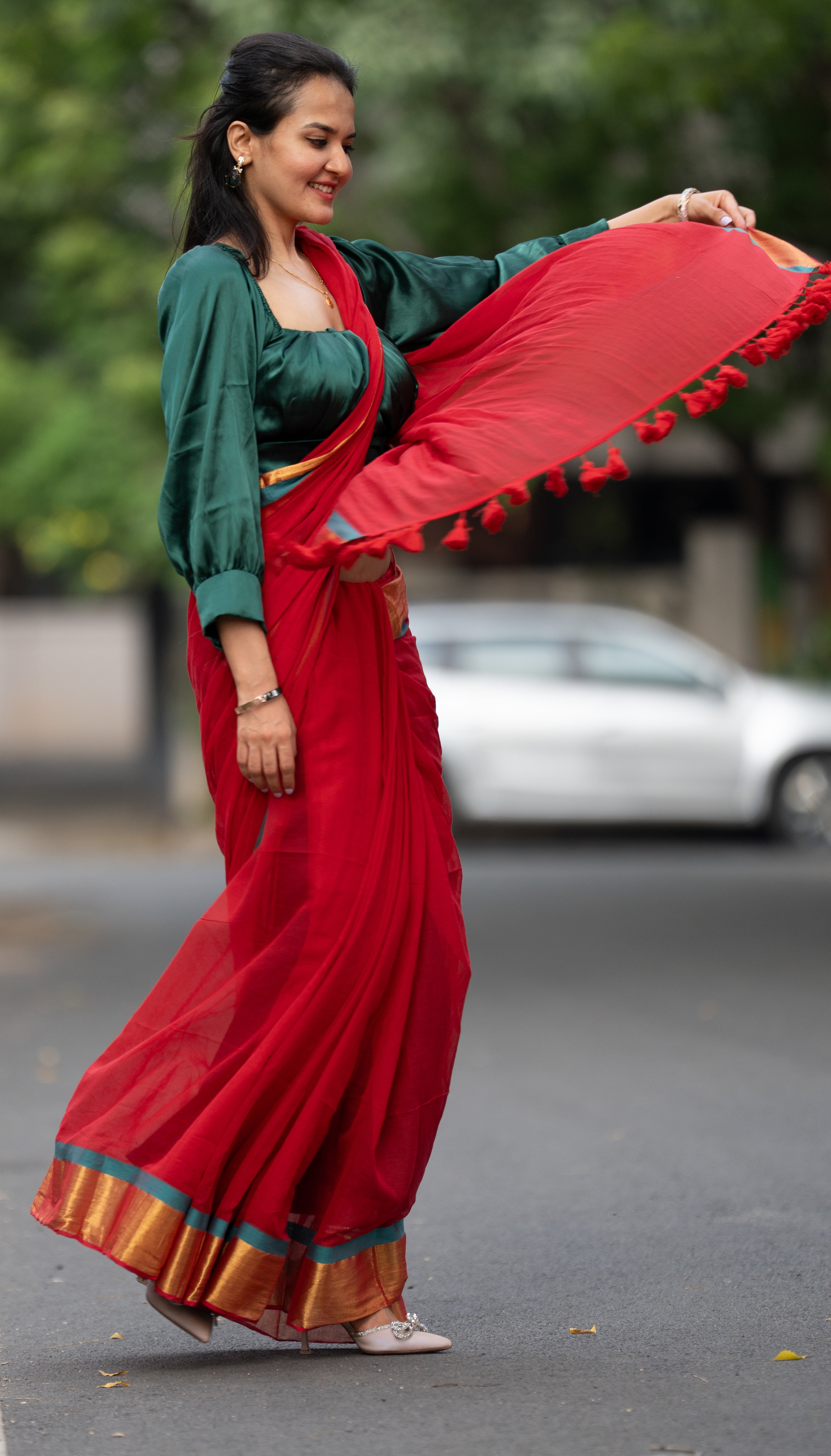 Gulnaar (Mul Mul Cotton Saree)