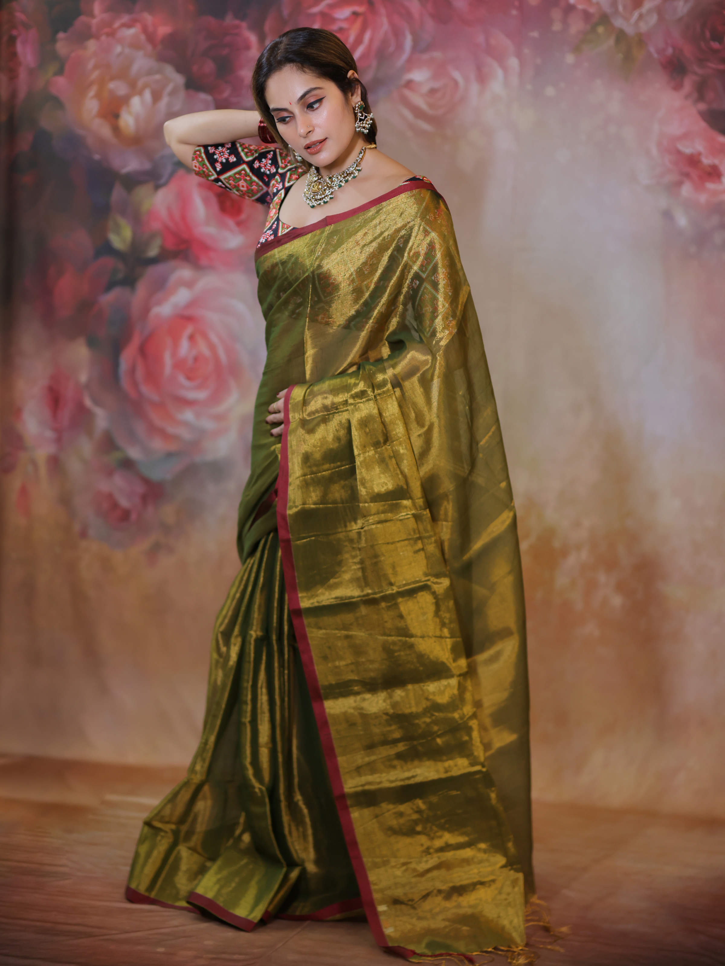 Swarna Ragini (Tissue Mul Saree)