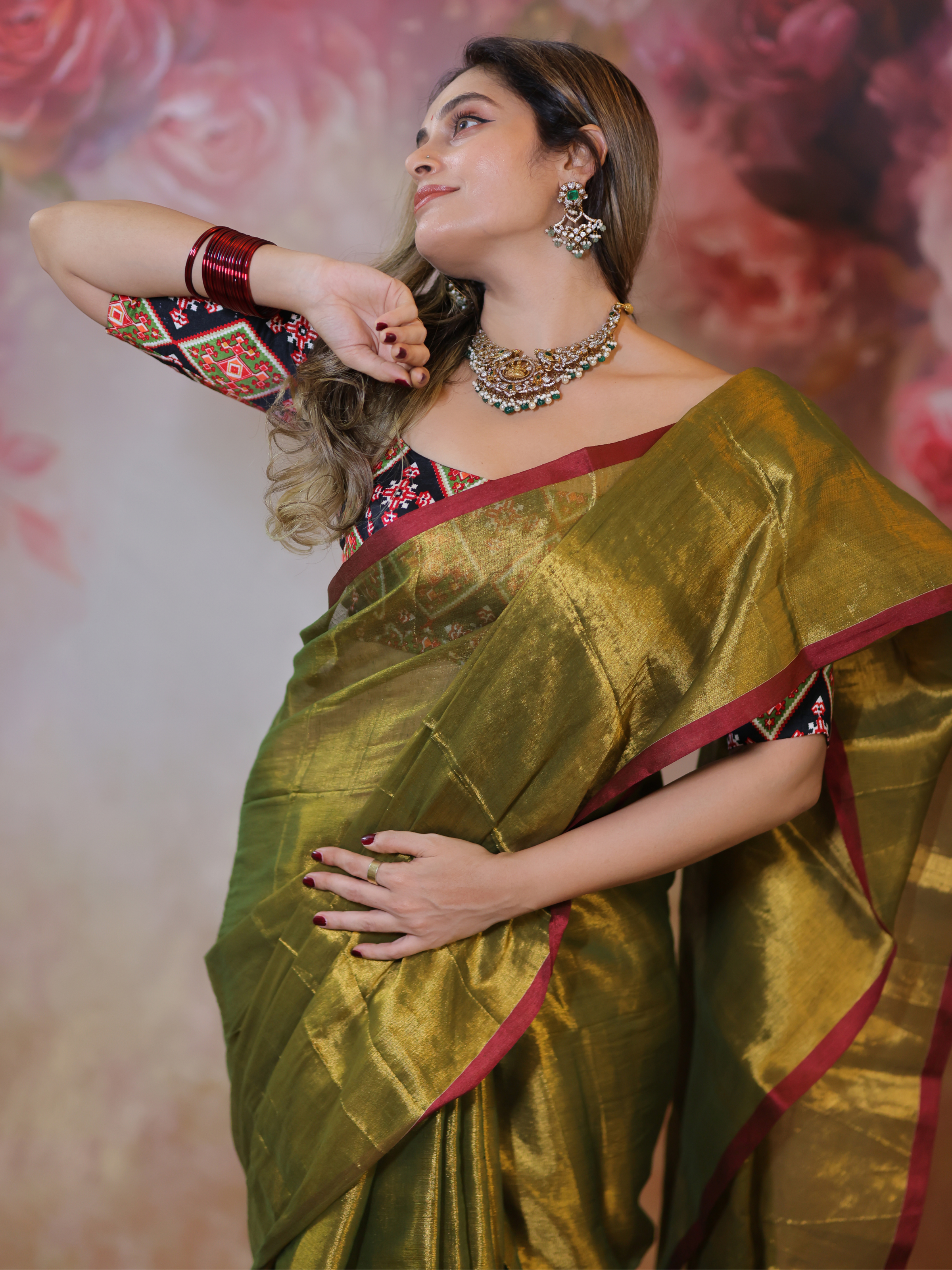 Swarna Ragini (Tissue Mul Saree)