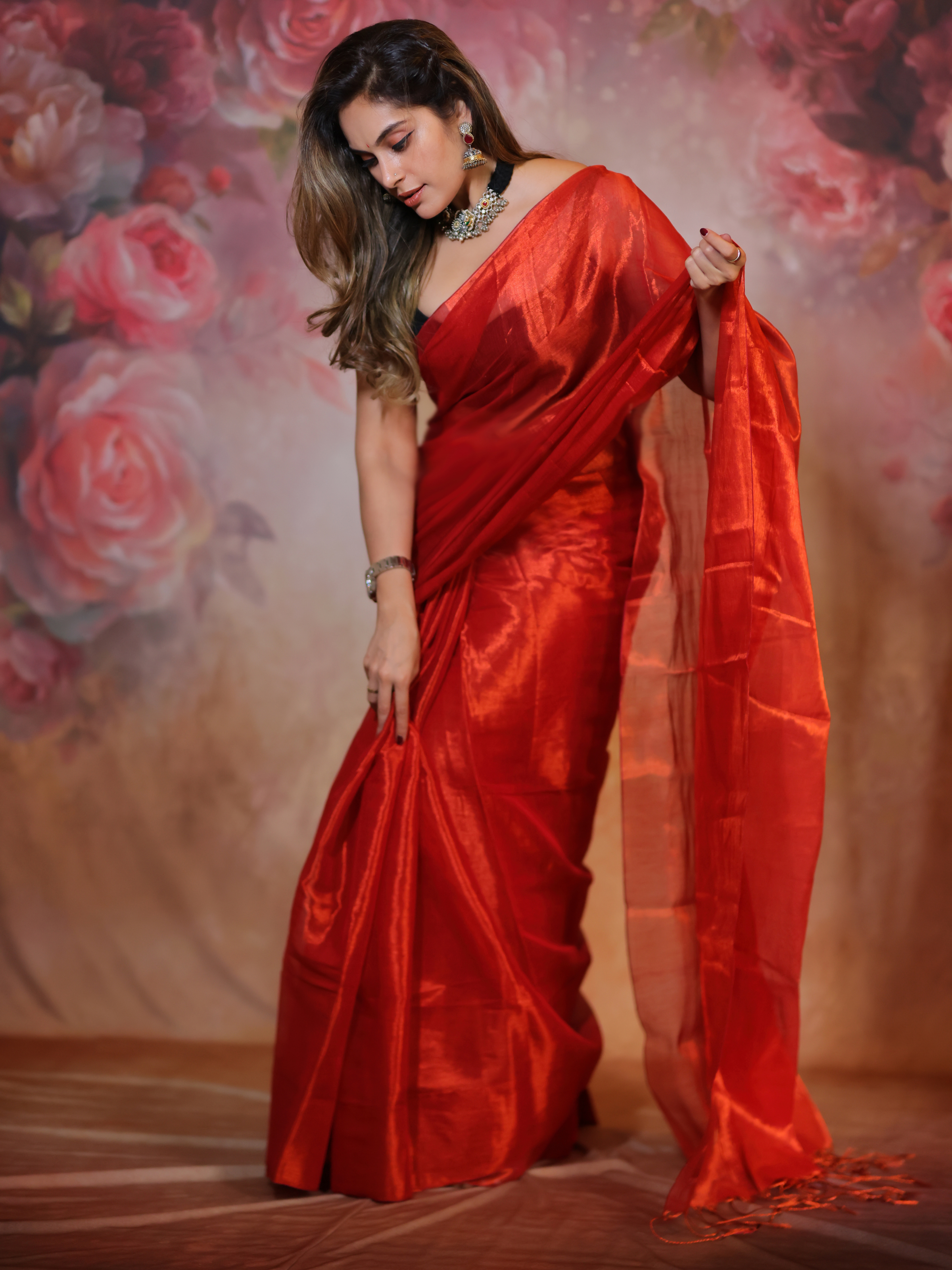 Swarna Snehi (Tissue Mul Saree)