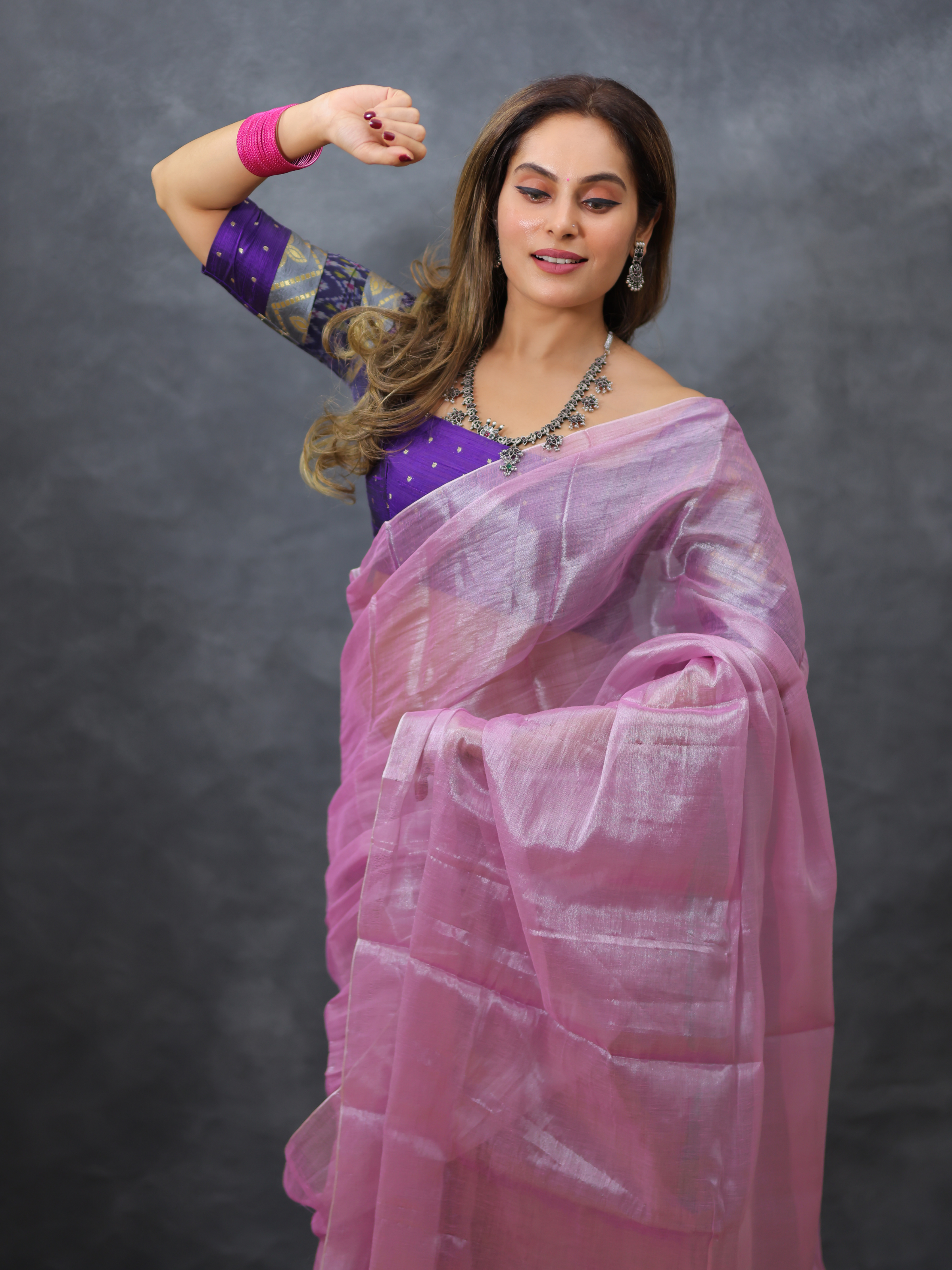 Swarna Mohini (Tissue Mul Saree)