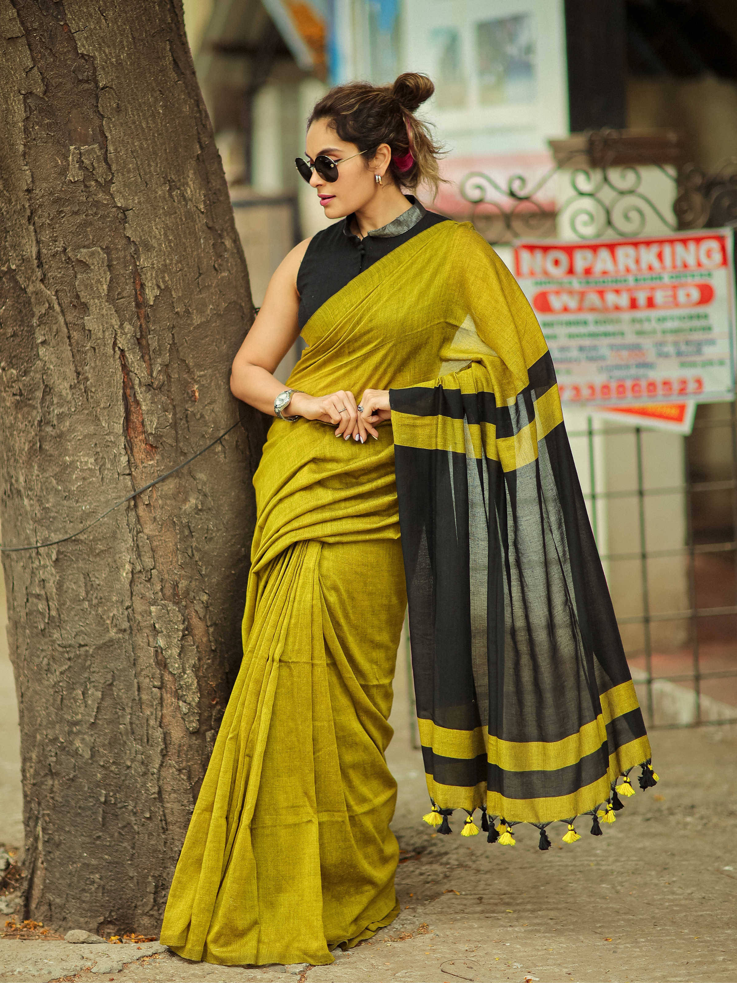 Parrot's Play (Soft Cotton Saree)