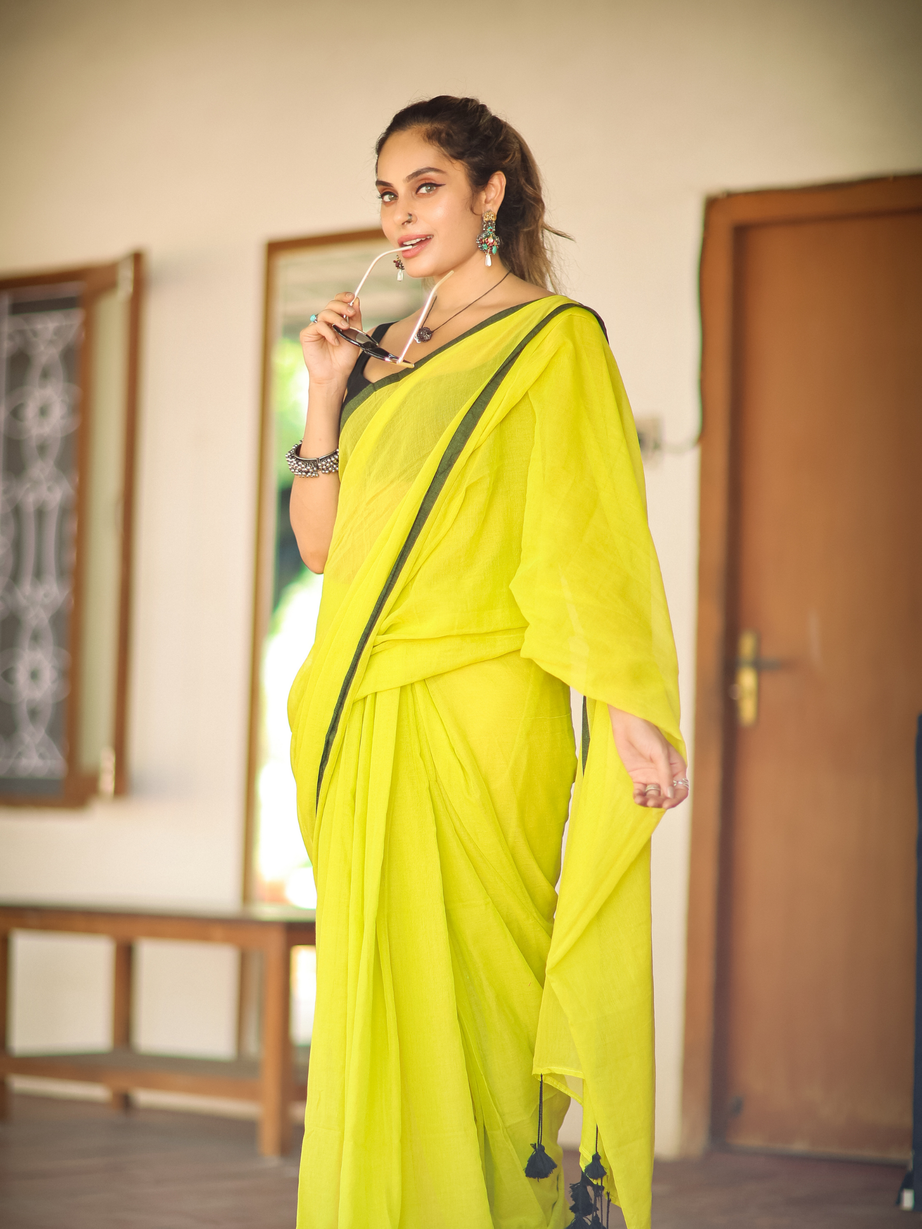 Nimbu Rass (Pure Mul Cotton Saree + Unstitched Blouse Piece)