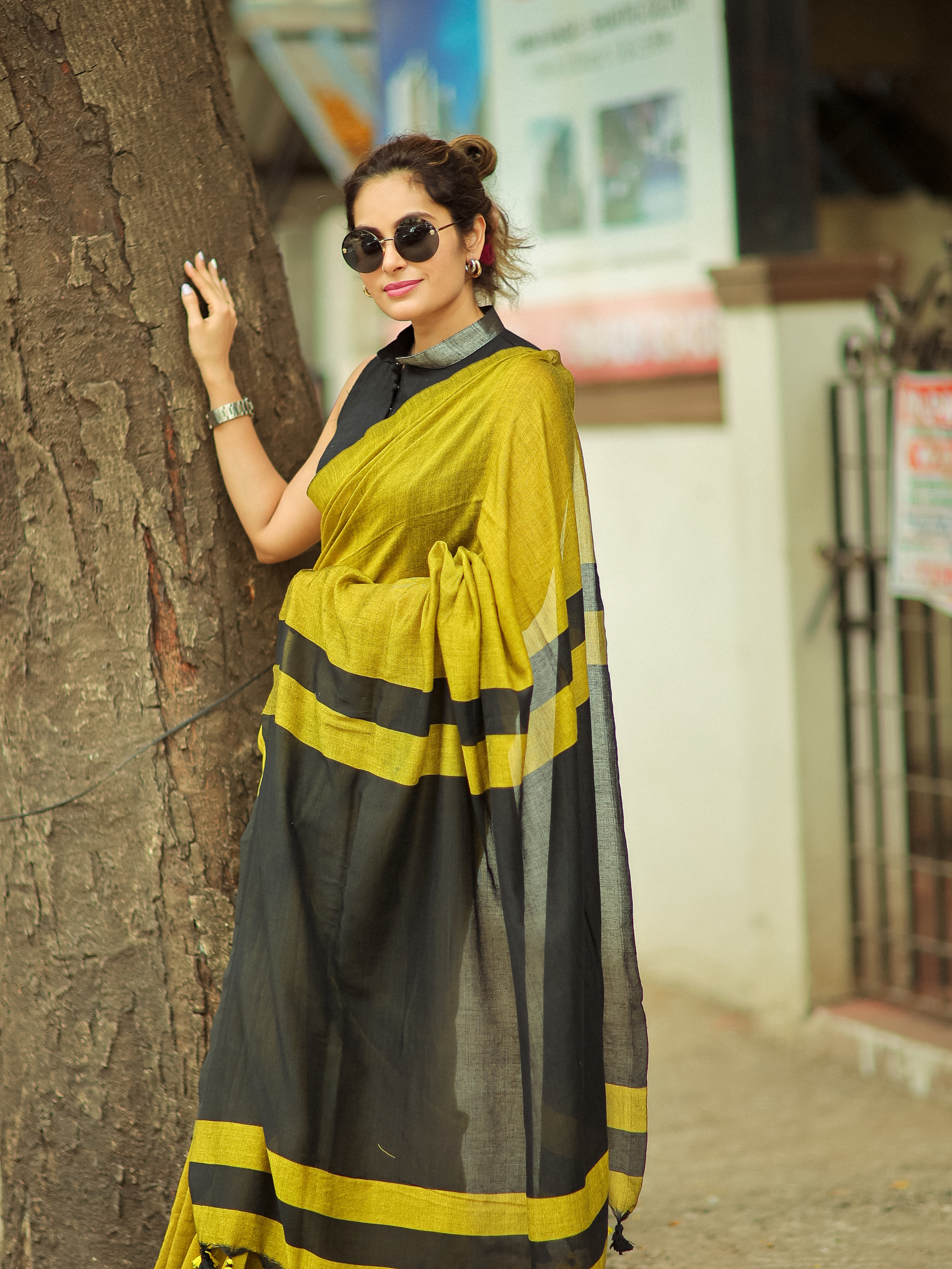 Parrot's Play (Soft Cotton Saree)