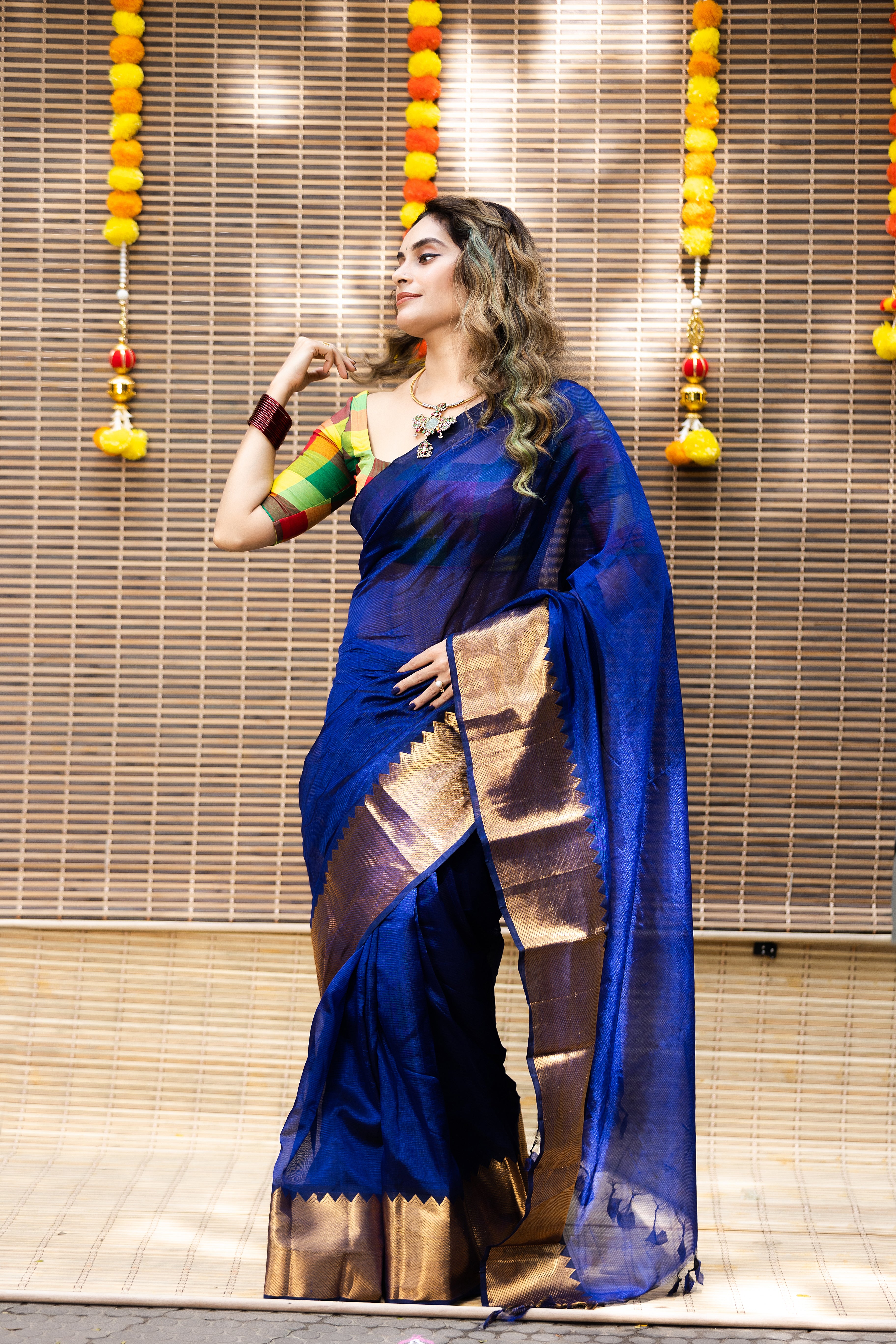 Yamini (Handwoven Silk Cotton Saree + Running Blouse Fabric)