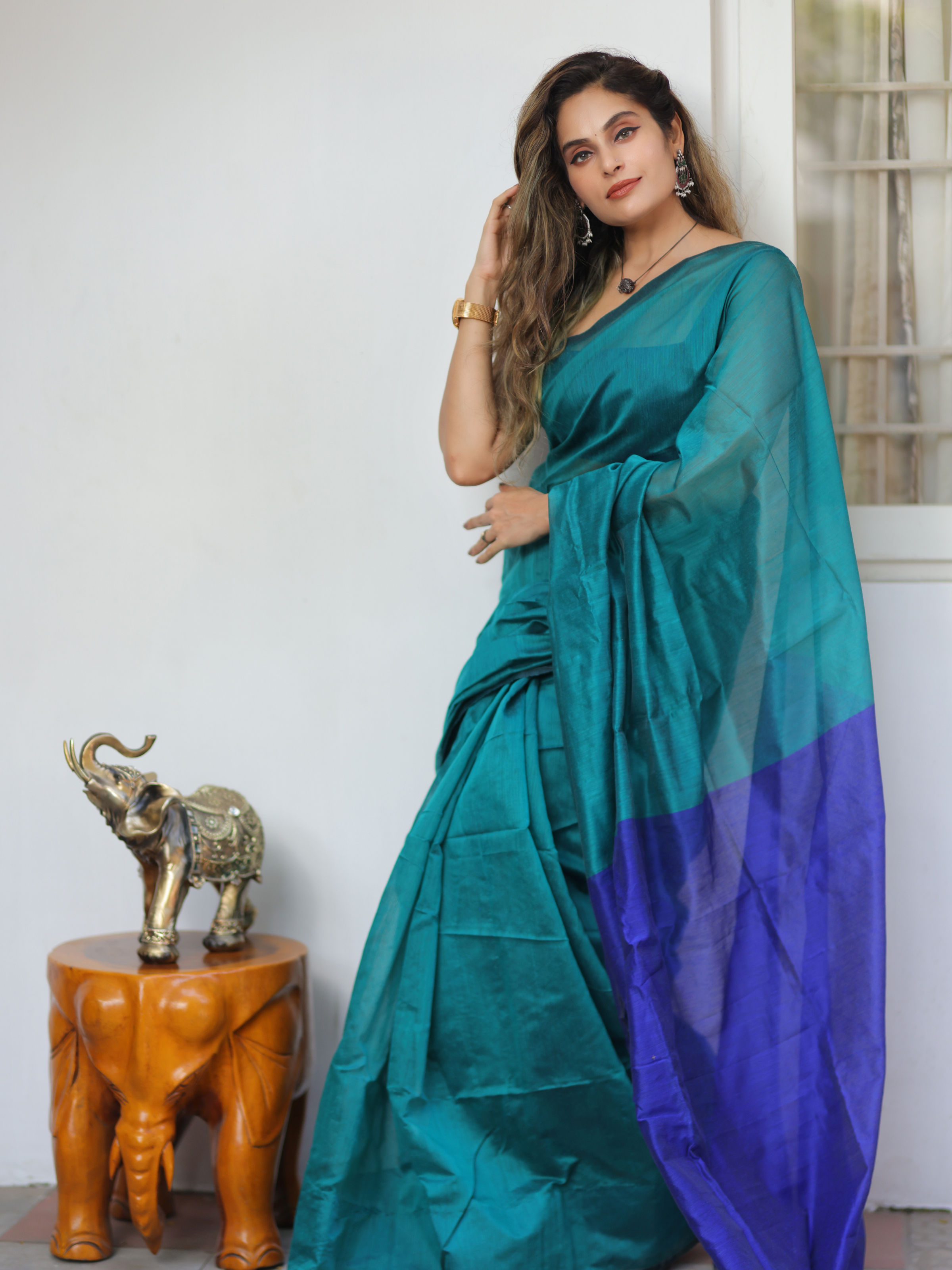 Raas Leela (Handwoven Cotton And Silk Weaving Saree + Unstitched Blouse Piece)