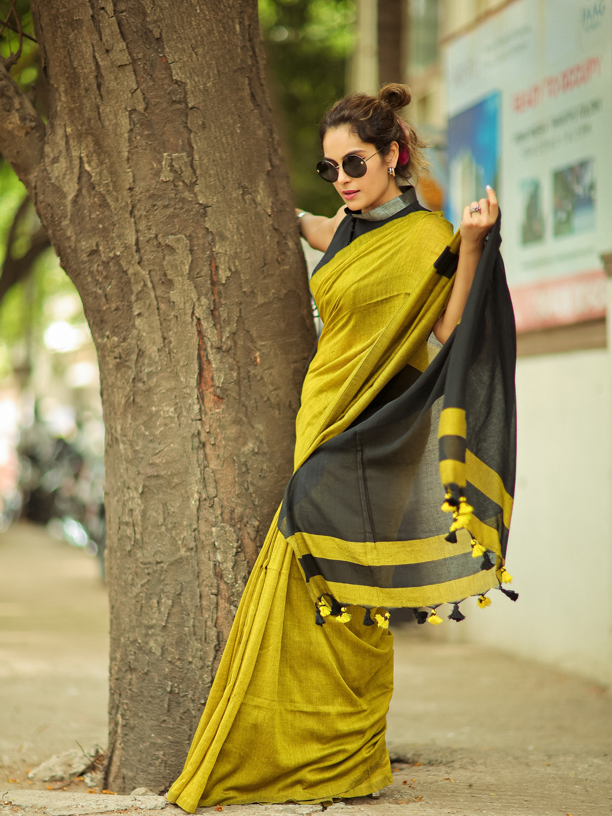 Parrot's Play (Soft Cotton Saree)