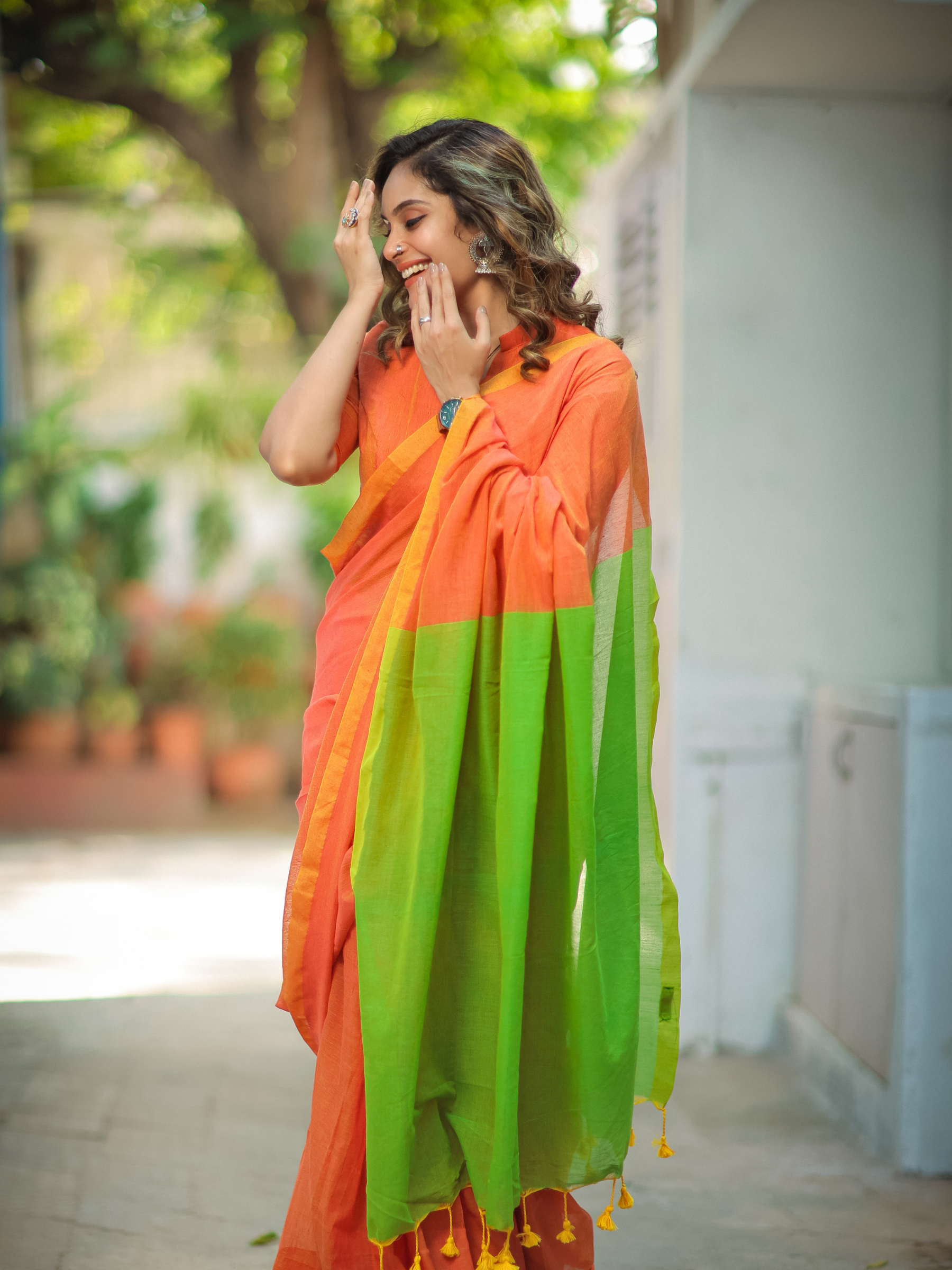 Tangerine Twist (Pure Mul Cotton Saree + Unstitched Blouse Piece)