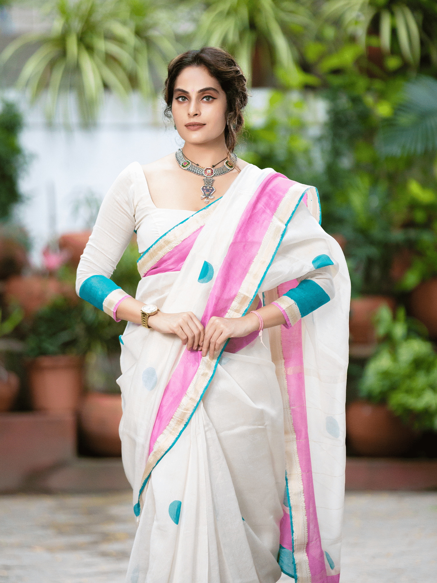 Chanderi Off-white Saree With Bright Pink Blouse – Kamakhyaa