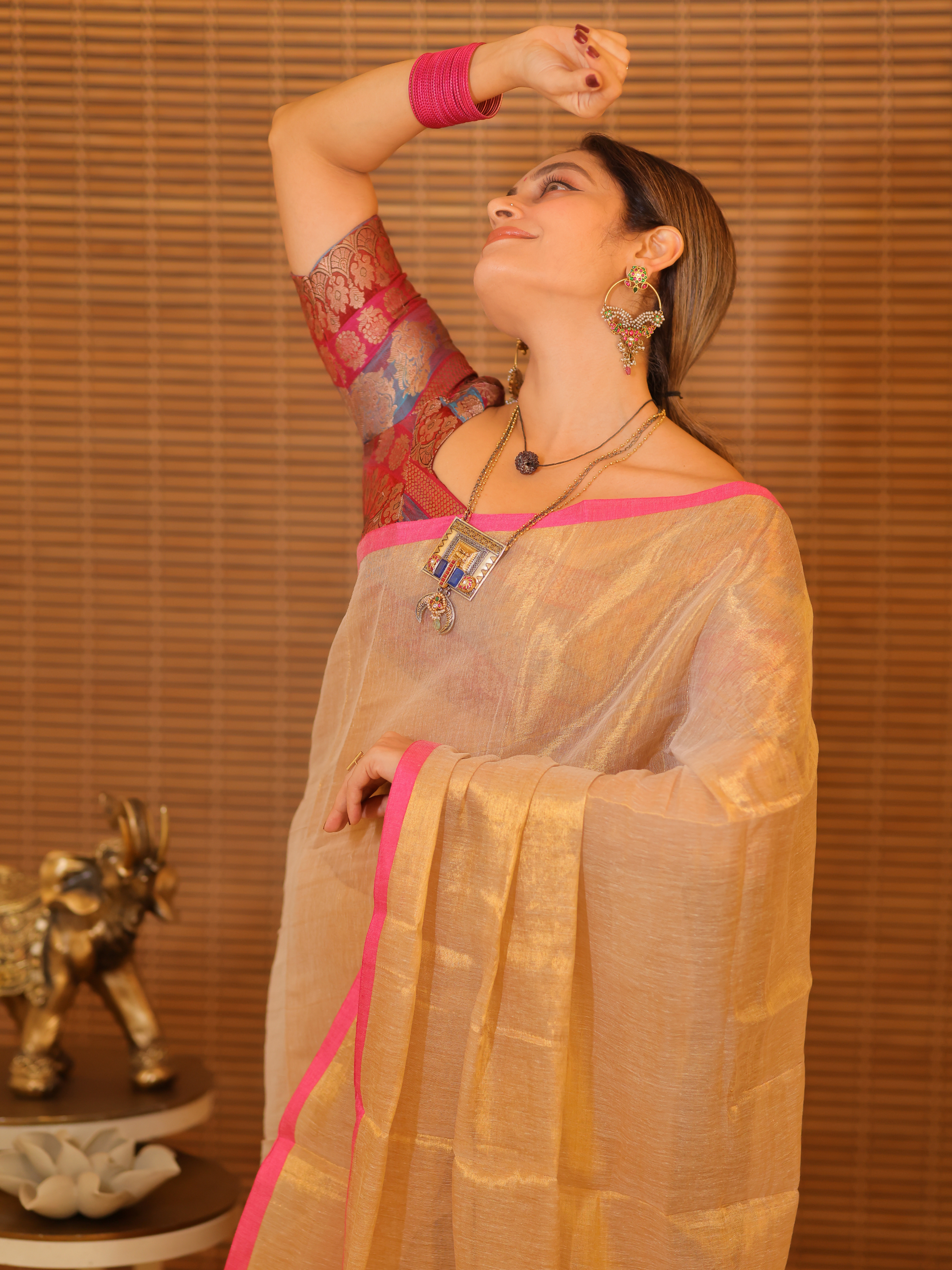 Swarna Kanak (Tissue Mul Saree)