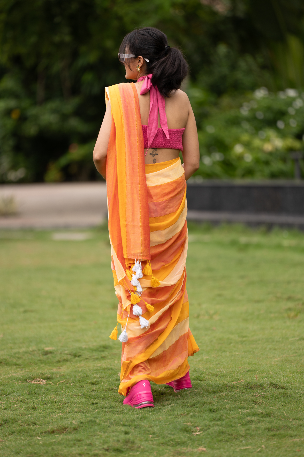 The Bold Canvas (Mul Mul Cotton Saree)