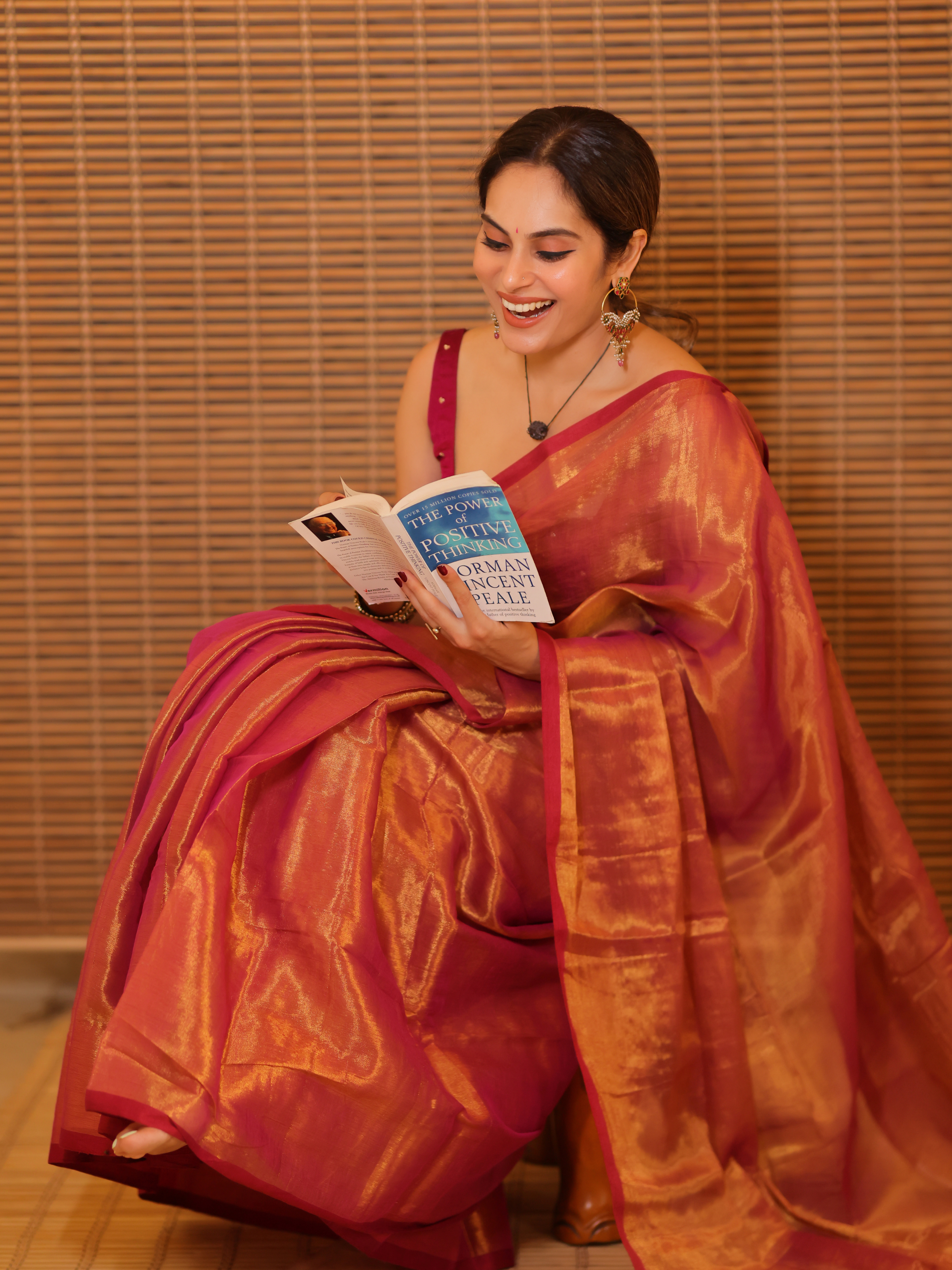 Swarna Jyoti (Tissue Mul Saree)