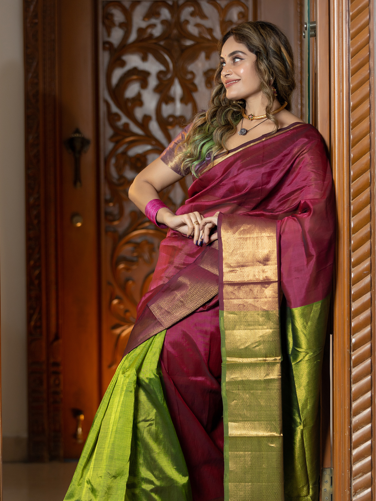 Pratibha (Handwoven Silk Cotton Saree + Running Blouse Fabric)