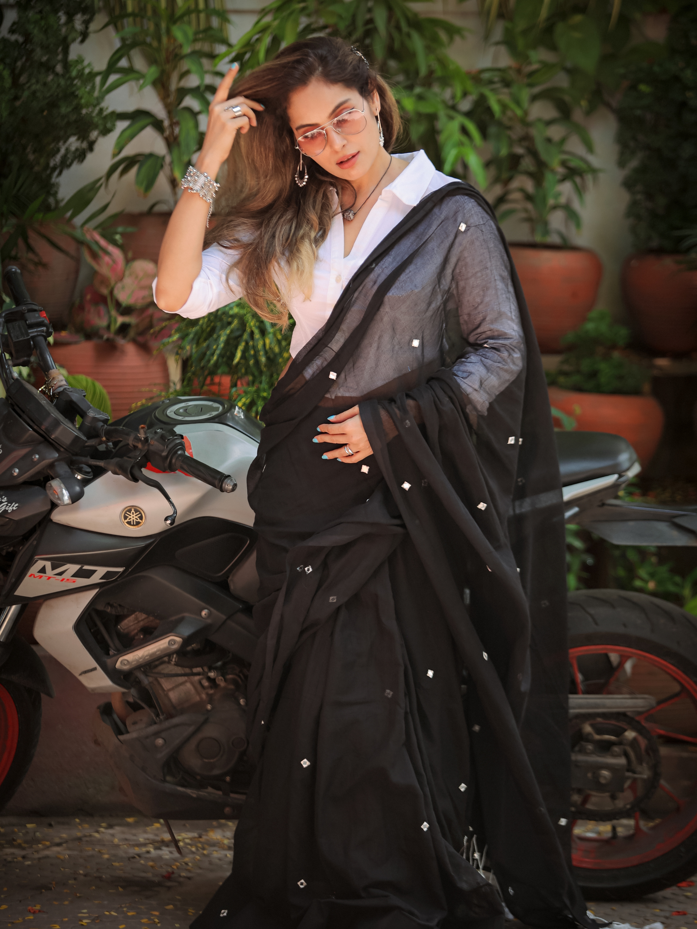 Vivacious Bijli (Pure Mul Cotton Saree)