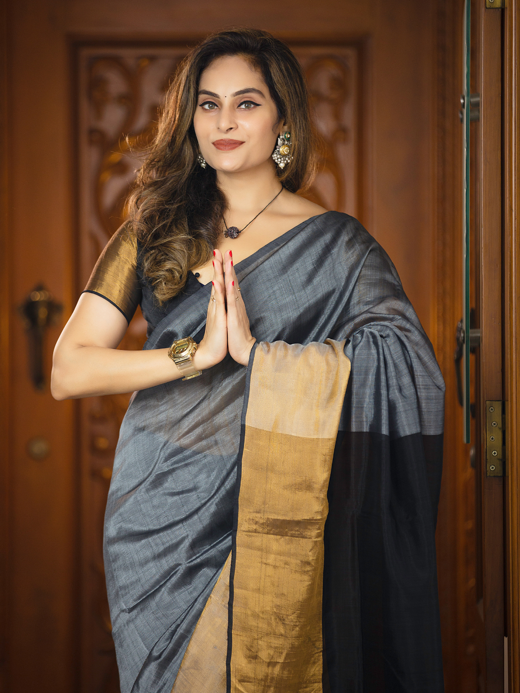 Ishika (Handwoven Silk Cotton Saree + Blouse Piece)