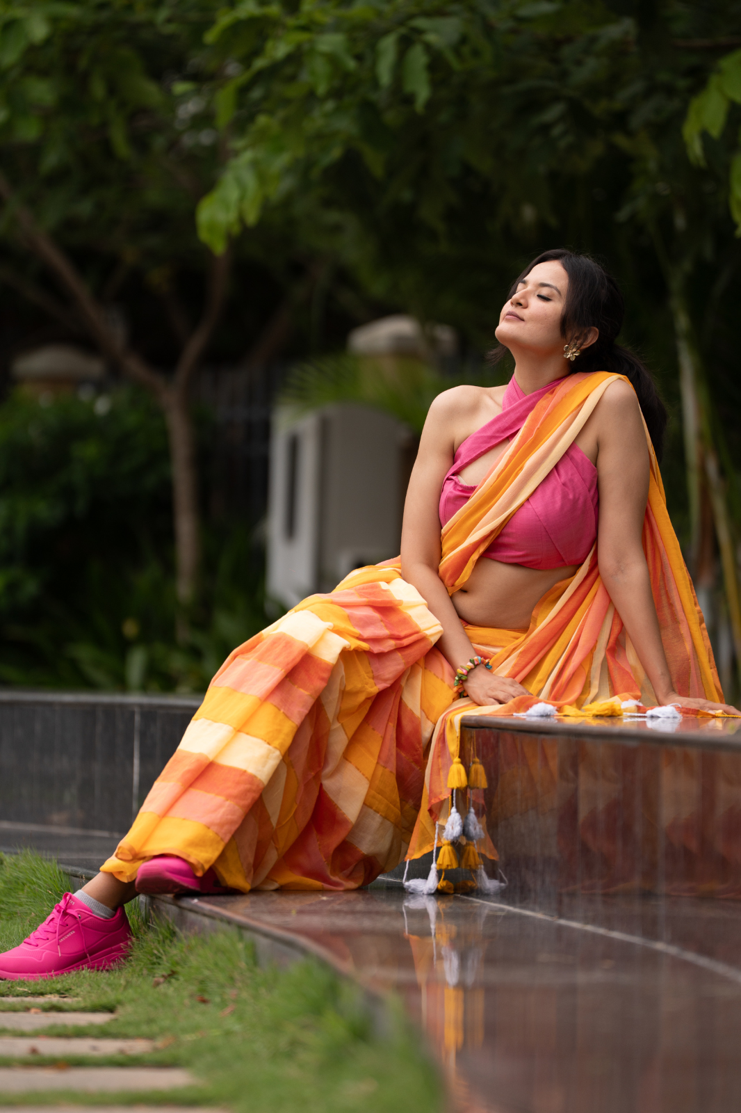 The Bold Canvas (Mul Mul Cotton Saree)