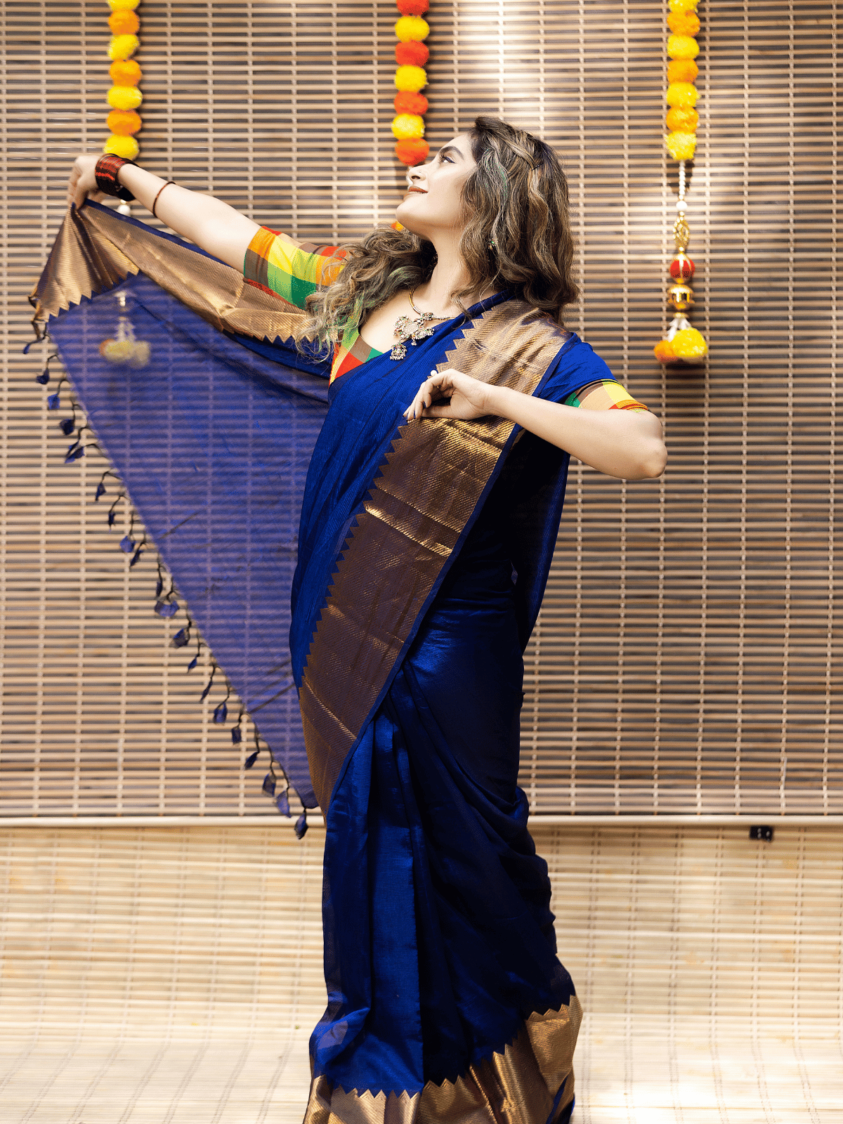 Yamini (Handwoven Silk Cotton Saree + Running Blouse Fabric)