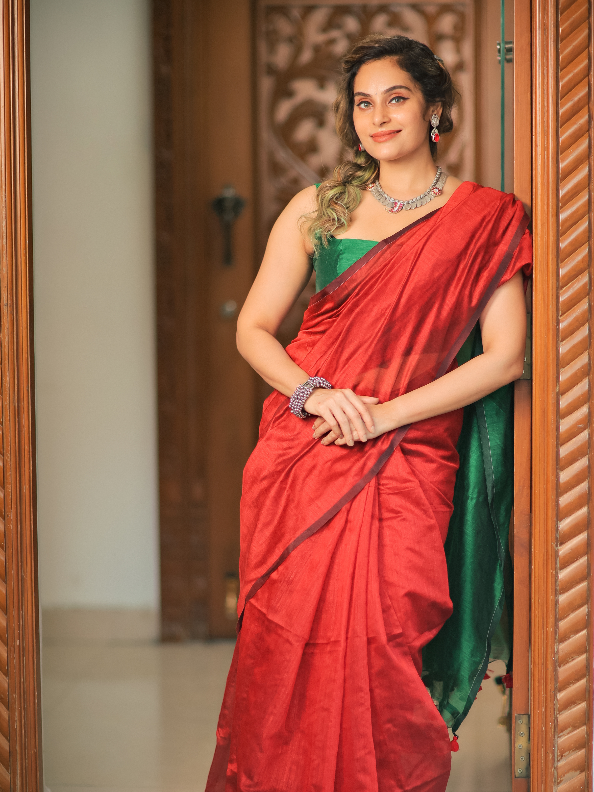 Gulaal (Handwoven Cotton And Silk Weaving Saree + Unstitched Blouse Piece)