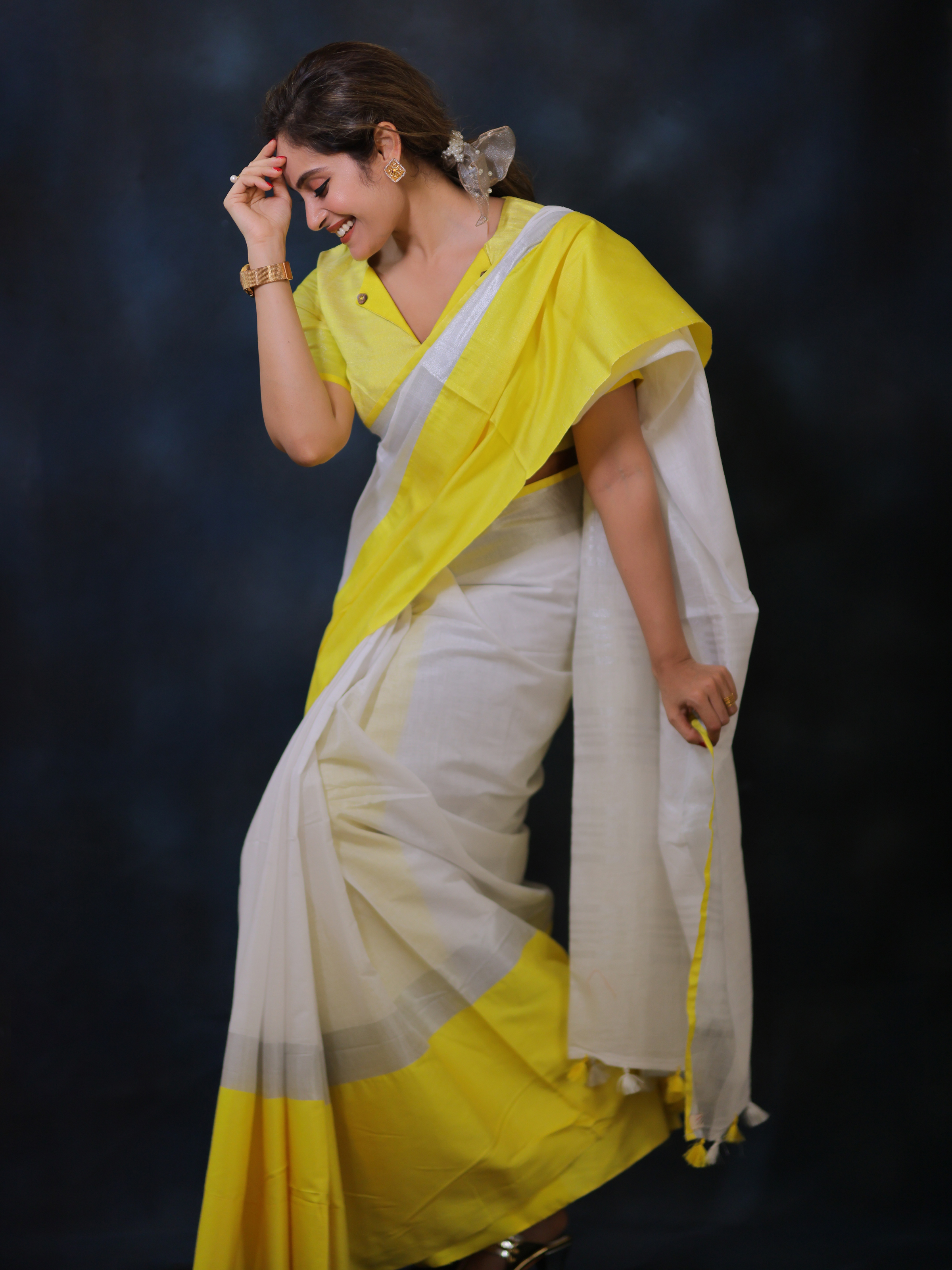 Saffron Baklava (Linen Saree)