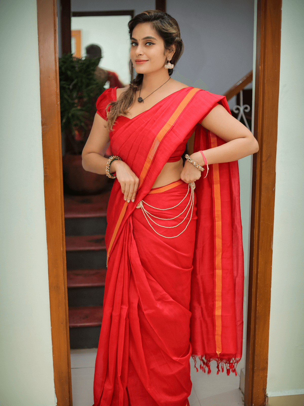 Idhaya (Handwoven Silk Cotton Hip Chain Saree + Blouse Piece)