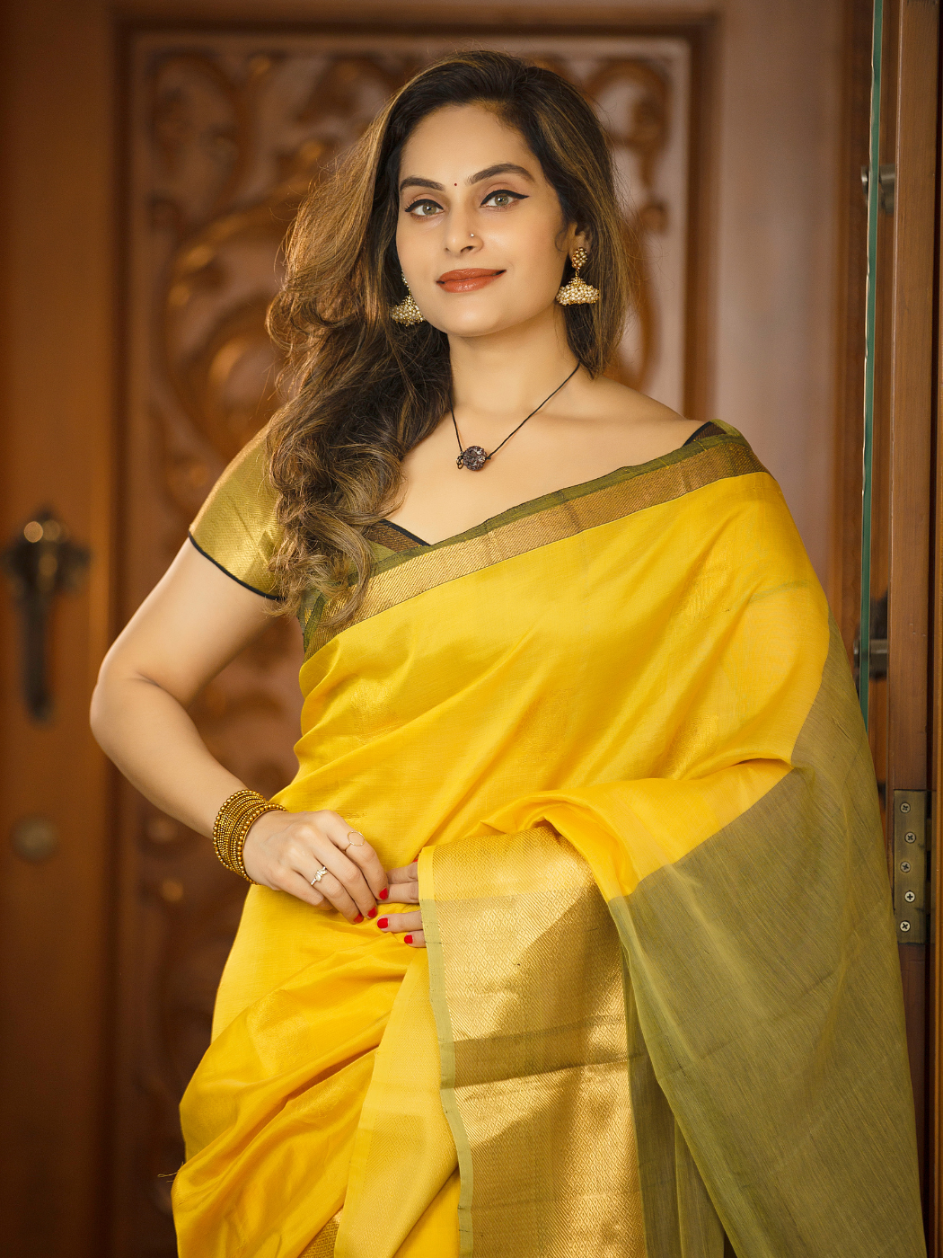 Bhavya (Handwoven Silk Cotton Saree + Blouse Piece)