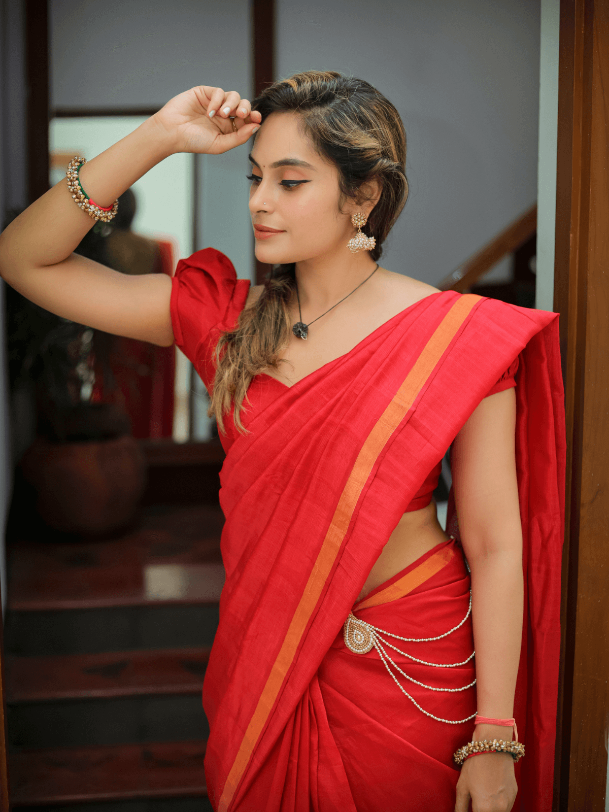 Idhaya (Handwoven Silk Cotton Hip Chain Saree + Blouse Piece)