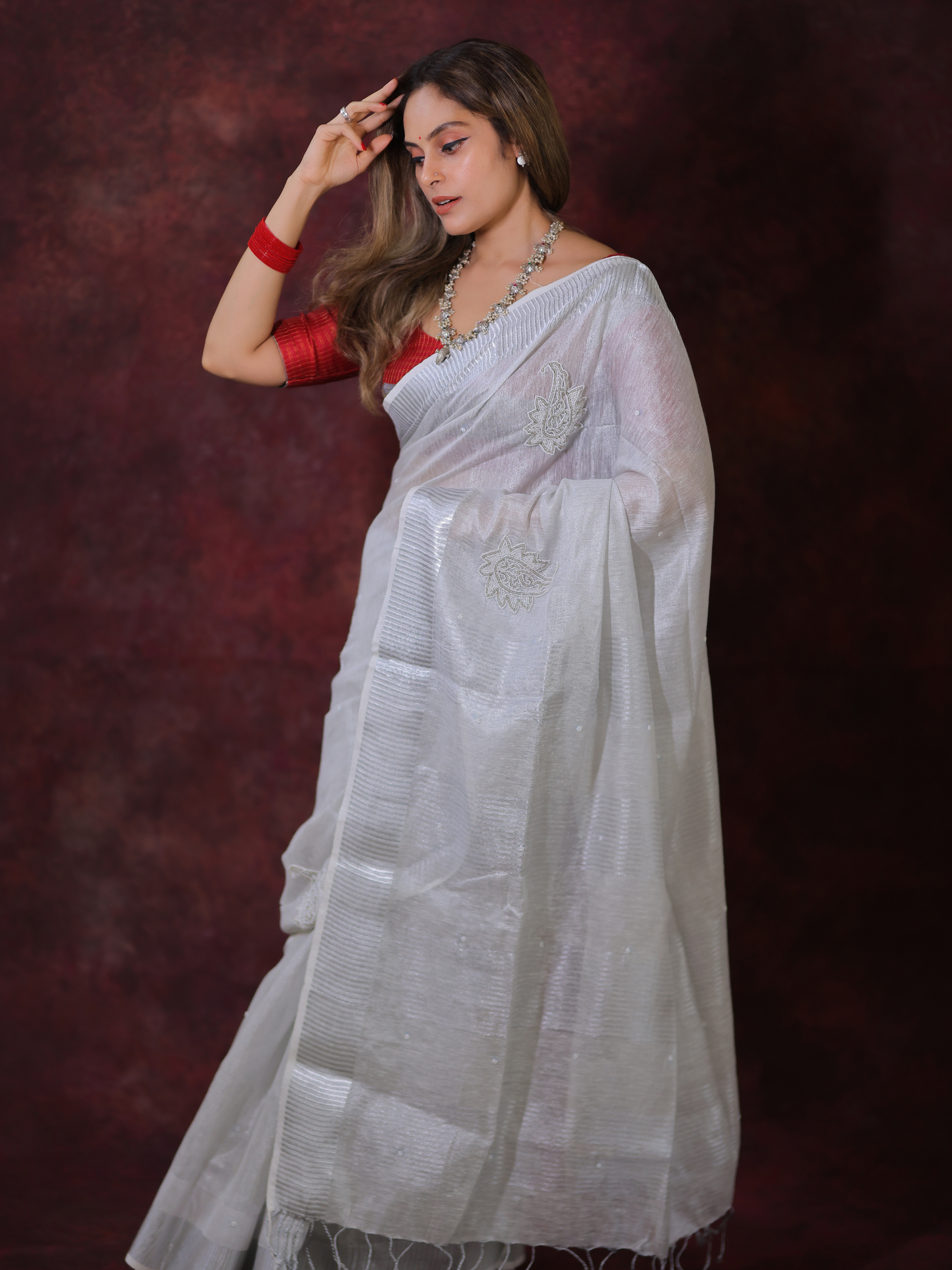 Creamy Basbousa (Tissue Silk Saree + Unstitched Blouse Piece)