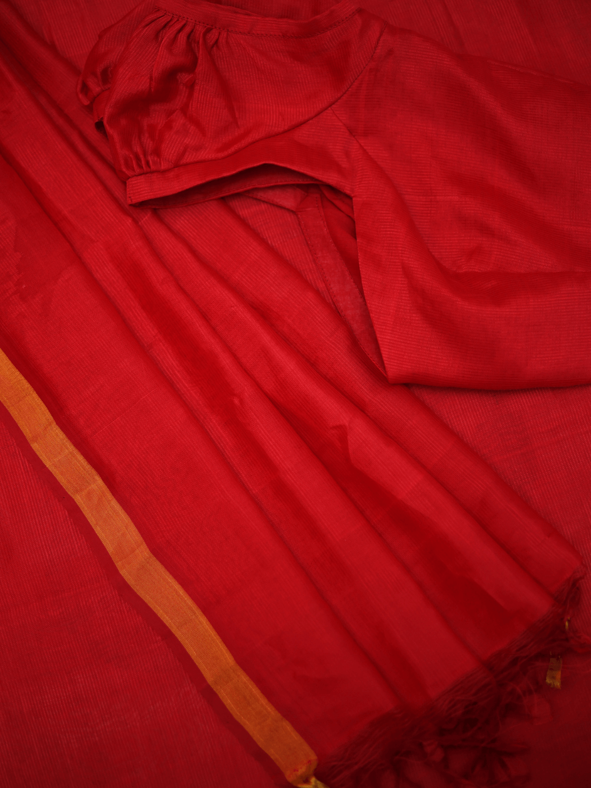 Idhaya (Handwoven Silk Cotton Hip Chain Saree + Blouse Piece)