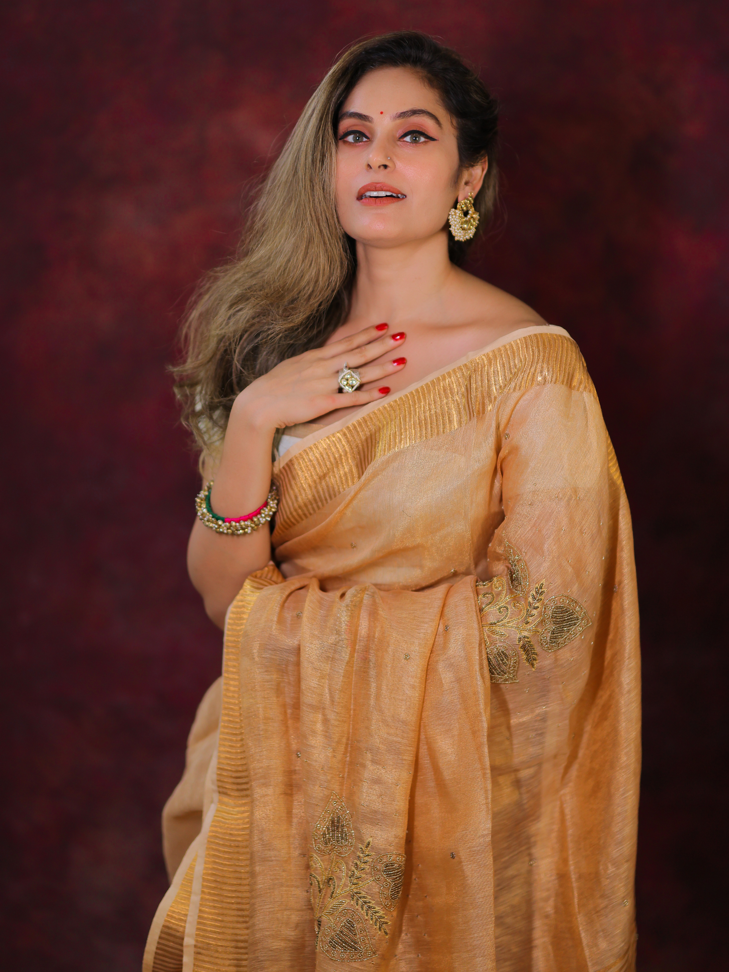 KuÌˆnefe (Tissue Silk Saree + Unstitched Blouse Piece)