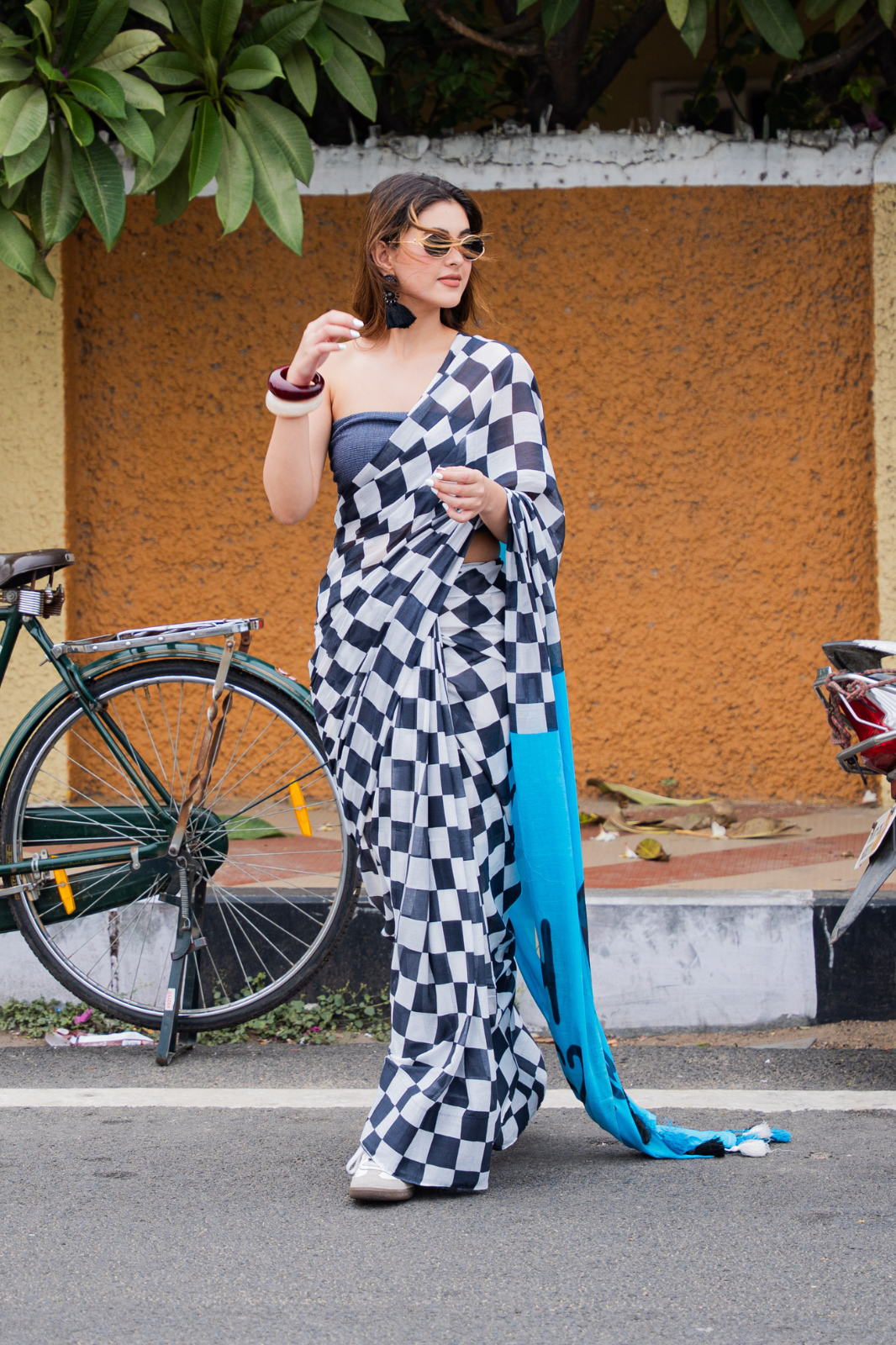 Checkered Turquoise Pop (Mul Cotton Saree)
